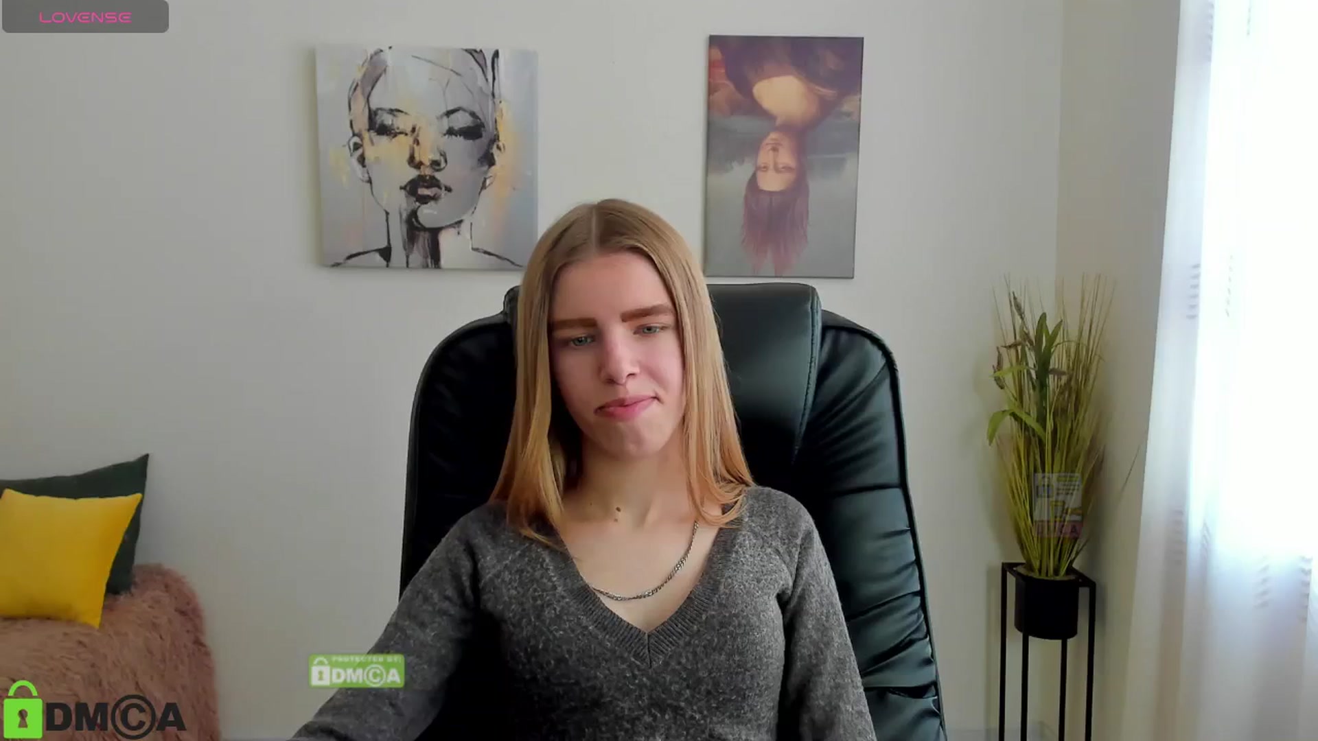 Gallery image thumbnail from Goldy_Emma's myfreecams stream on, 01/10/2025, 12:08 image 13 of 20