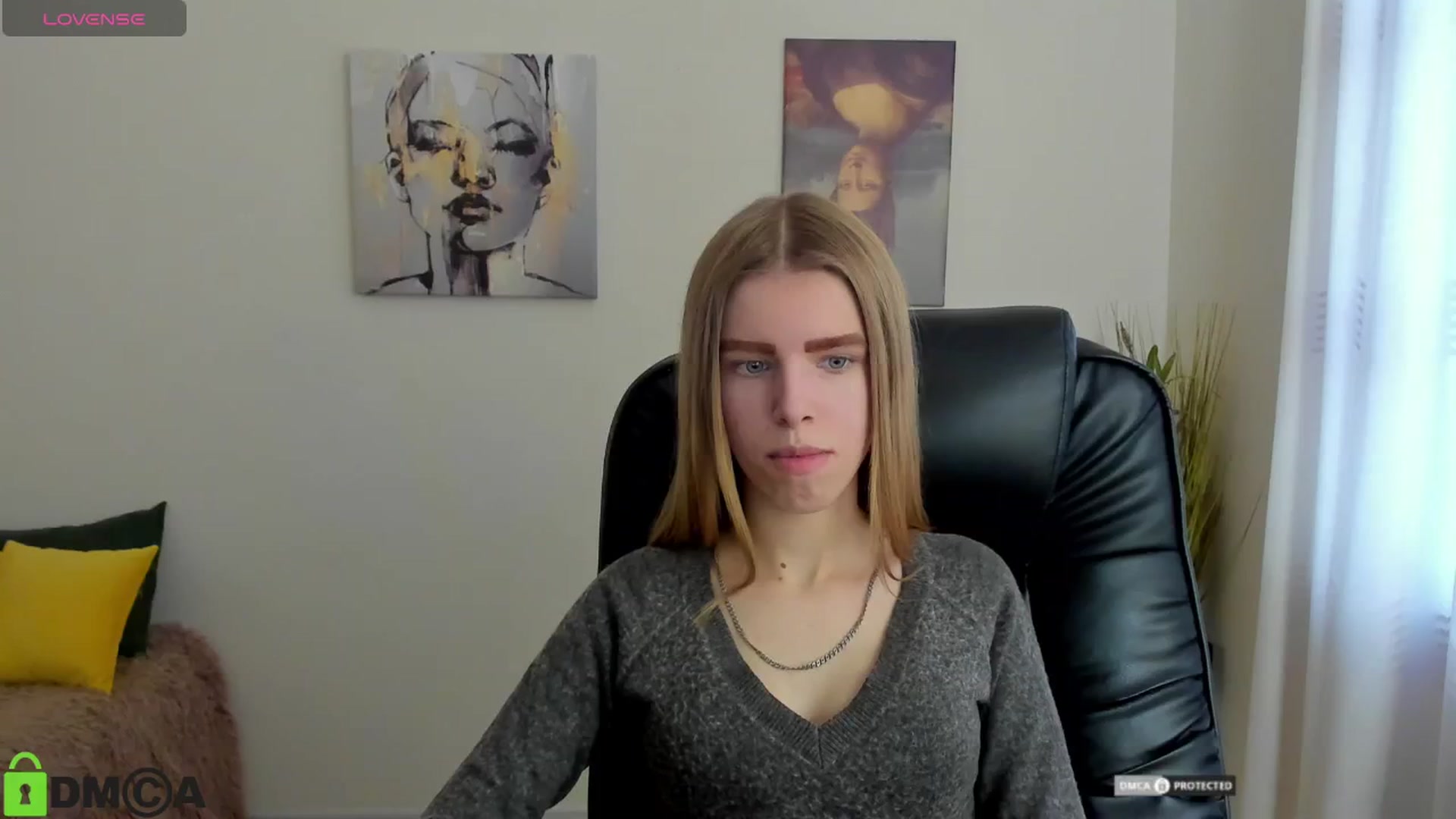 Gallery image thumbnail from Goldy_Emma's myfreecams stream on, 01/10/2025, 13:19 image 3 of 20