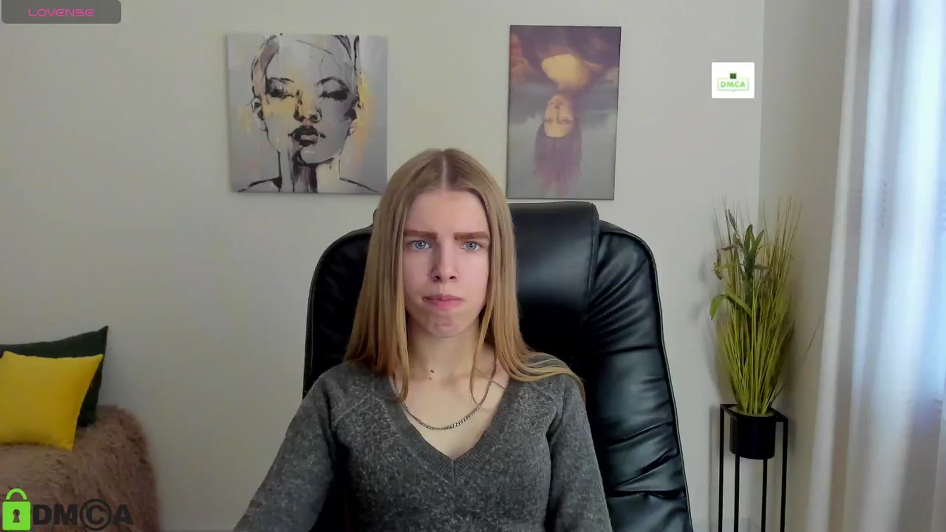 Gallery image thumbnail from Goldy_Emma's myfreecams stream on, 01/10/2025, 13:19 image 19 of 20