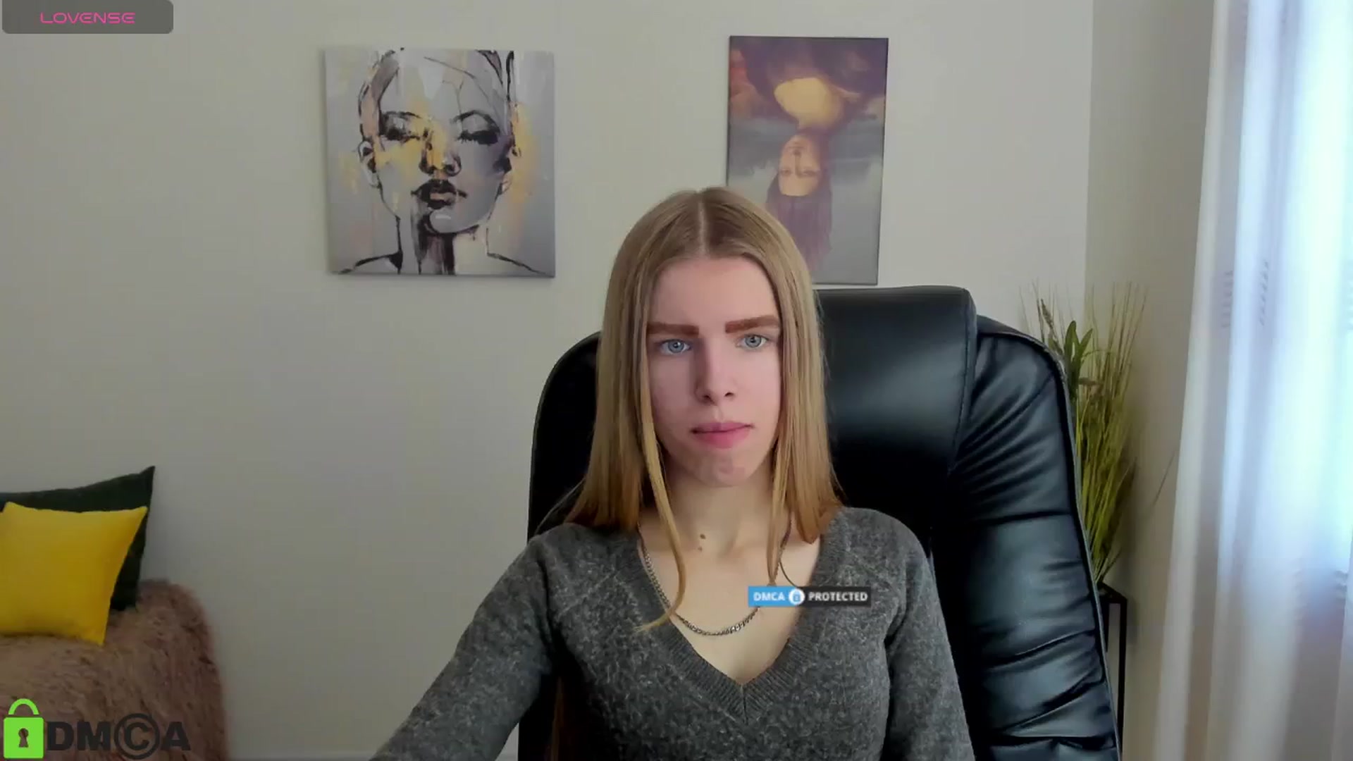 Gallery image thumbnail from Goldy_Emma's myfreecams stream on, 01/10/2025, 13:19 image 10 of 20