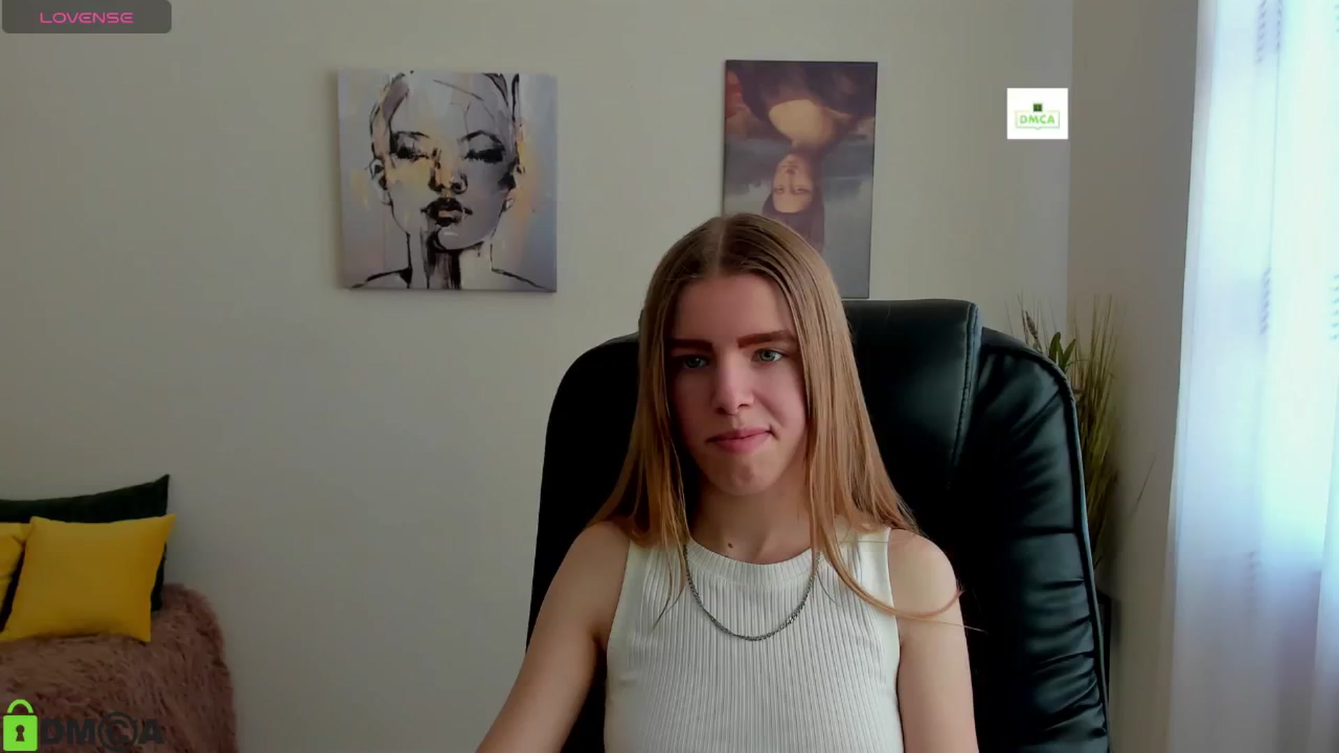 Gallery image thumbnail from Goldy_Emma's myfreecams stream on, 01/11/2025, 10:00 image 14 of 20
