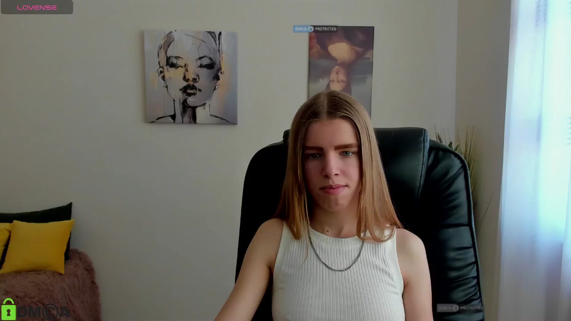 Gallery image thumbnail from Goldy_Emma's myfreecams stream on, 01/11/2025, 10:00 image 10 of 20