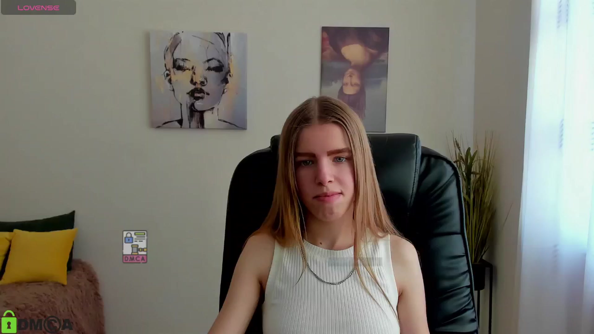 Gallery image thumbnail from Goldy_Emma's myfreecams stream on, 01/11/2025, 10:00 image 16 of 20