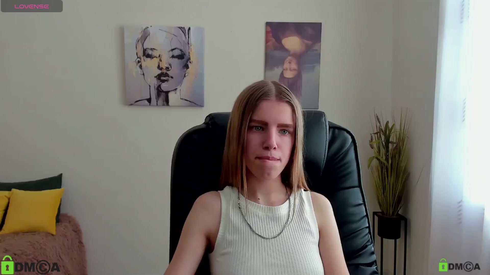 Gallery image thumbnail from Goldy_Emma's myfreecams stream on, 01/11/2025, 12:23 image 17 of 20