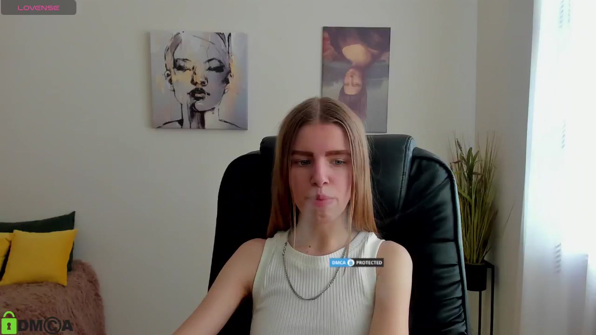 Gallery image thumbnail from Goldy_Emma's myfreecams stream on, 01/11/2025, 12:23 image 3 of 20