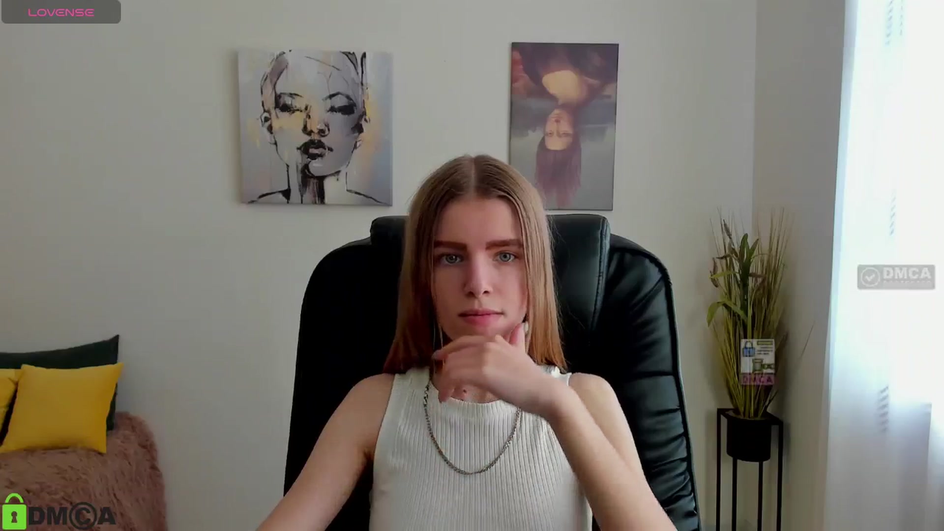 Gallery image thumbnail from Goldy_Emma's myfreecams stream on, 01/11/2025, 12:23 image 8 of 20