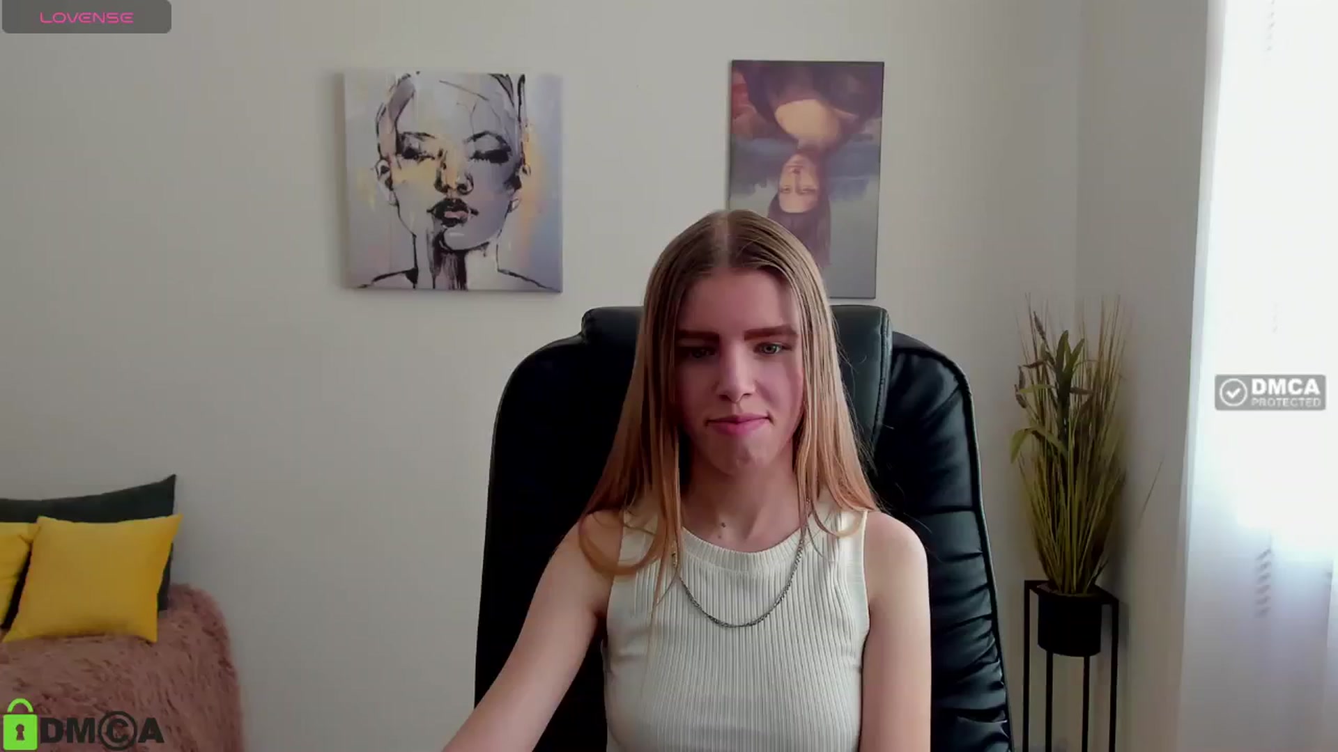 Gallery image thumbnail from Goldy_Emma's myfreecams stream on, 01/11/2025, 13:18 image 18 of 20
