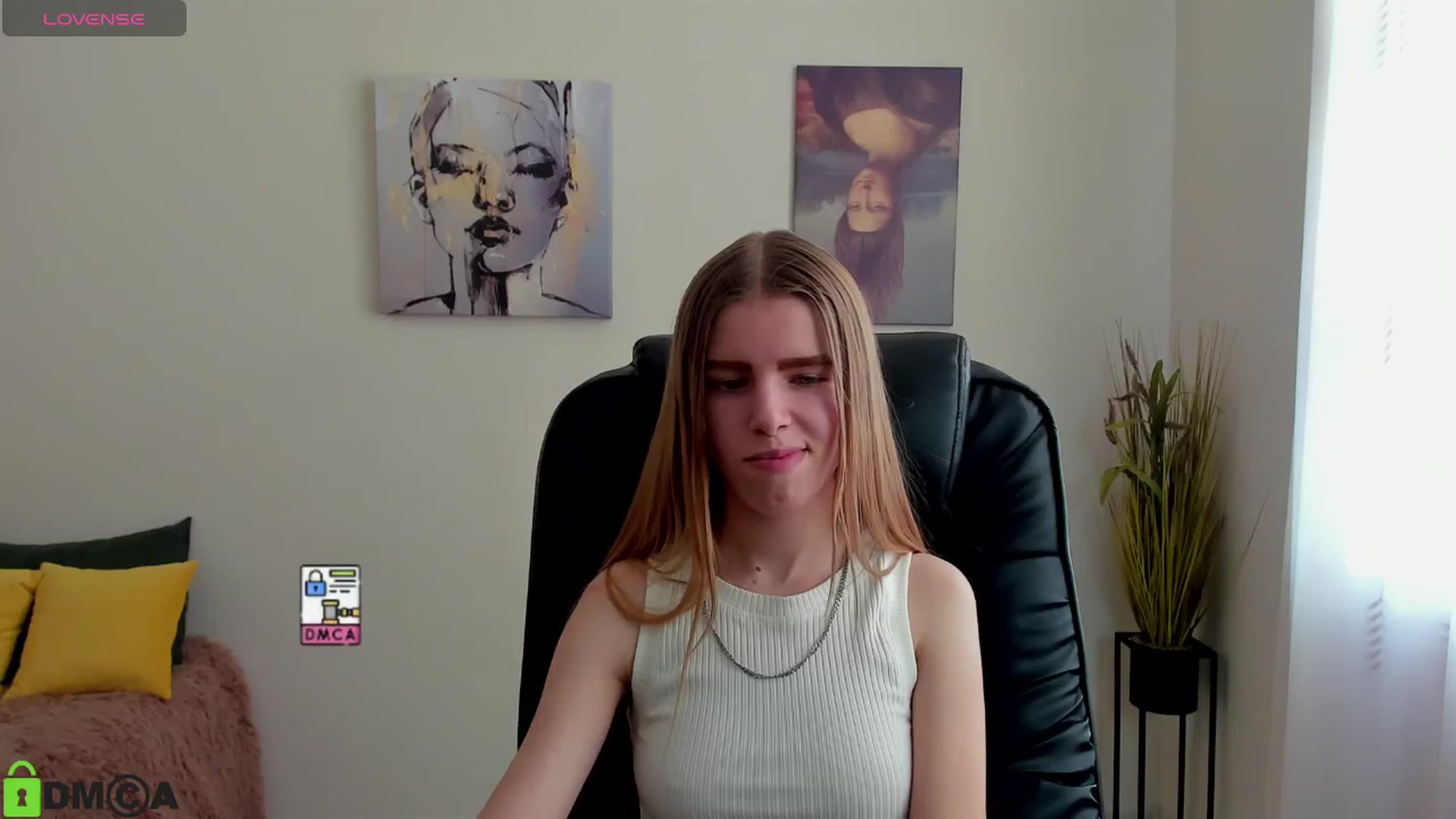 Gallery image thumbnail from Goldy_Emma's myfreecams stream on, 01/11/2025, 13:18 image 16 of 20