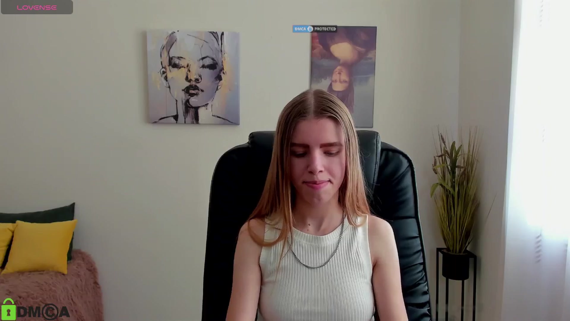 Gallery image thumbnail from Goldy_Emma's myfreecams stream on, 01/11/2025, 13:18 image 17 of 20