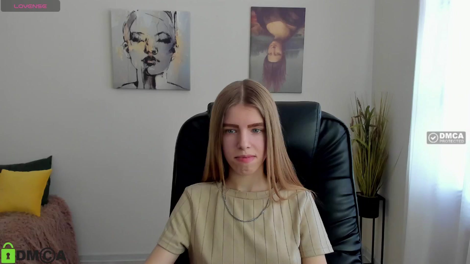 Gallery image thumbnail from Goldy_Emma's myfreecams stream on, 01/13/2025, 08:54 image 13 of 20