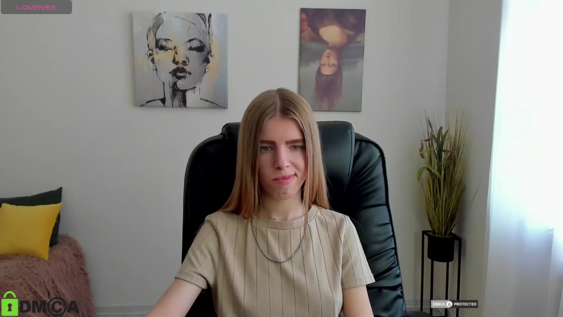 Gallery image thumbnail from Goldy_Emma's myfreecams stream on, 01/13/2025, 09:32 image 10 of 20