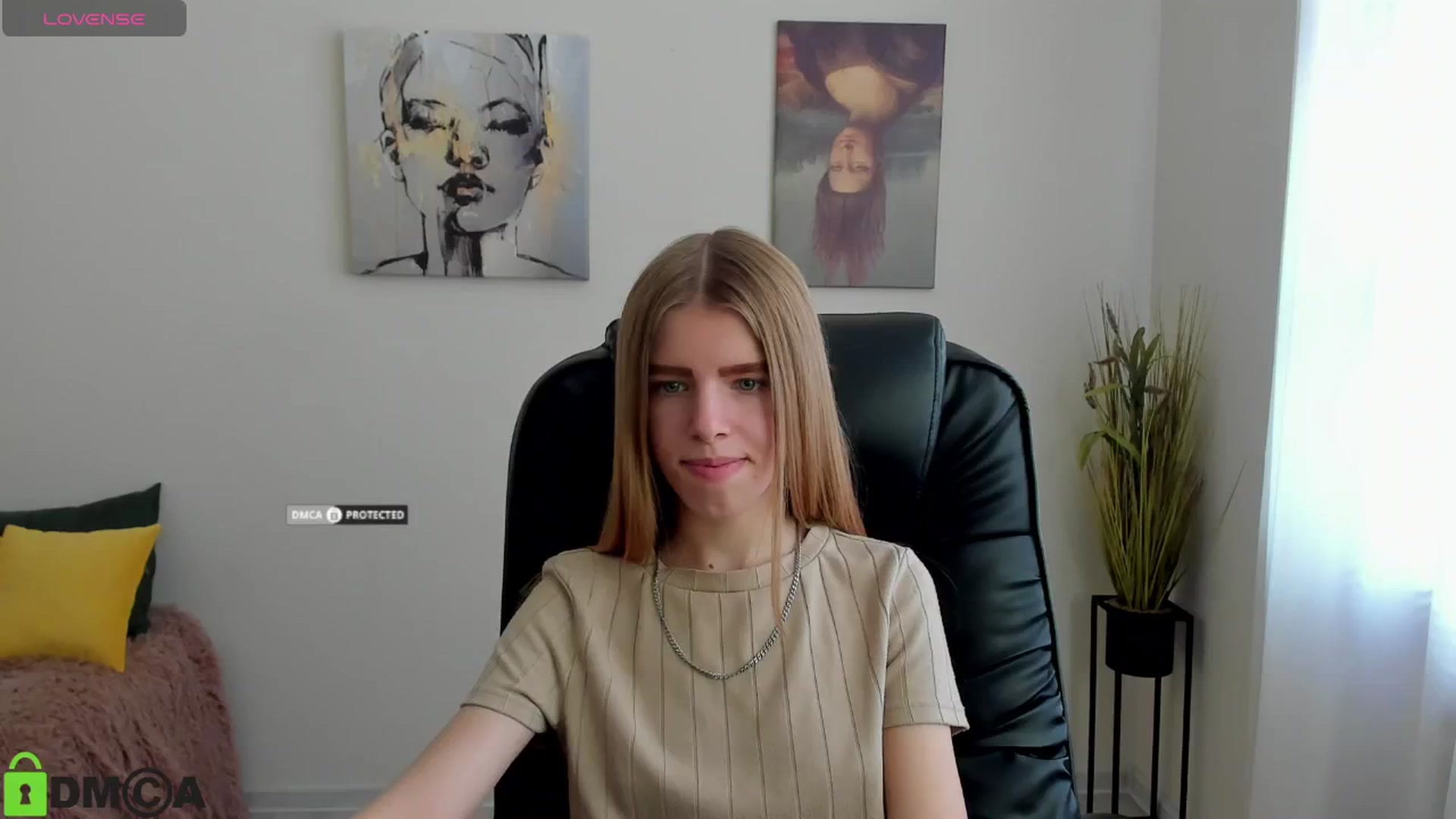 Gallery image thumbnail from Goldy_Emma's myfreecams stream on, 01/13/2025, 09:32 image 7 of 20