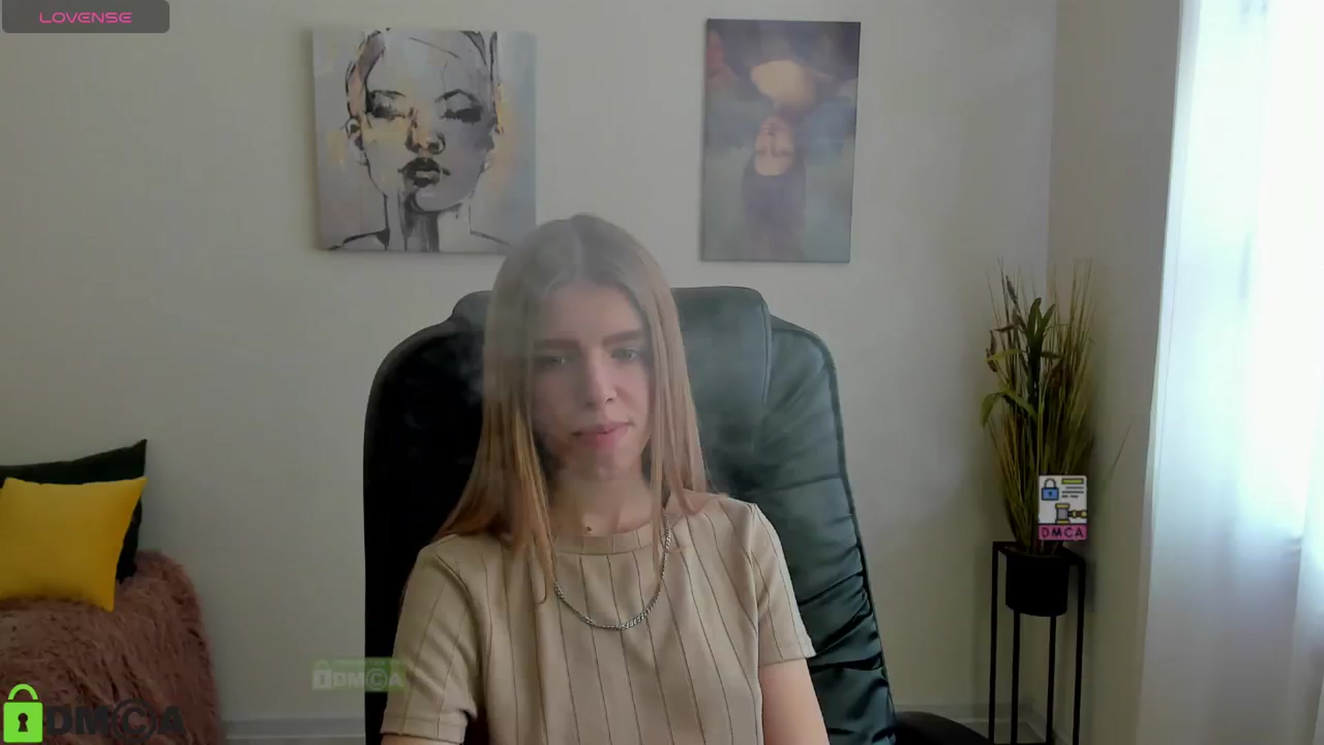 Gallery image thumbnail from Goldy_Emma's myfreecams stream on, 01/13/2025, 09:32 image 17 of 20