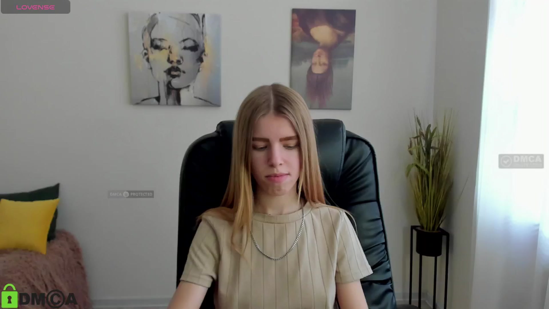 Gallery image thumbnail from Goldy_Emma's myfreecams stream on, 01/13/2025, 09:32 image 1 of 20