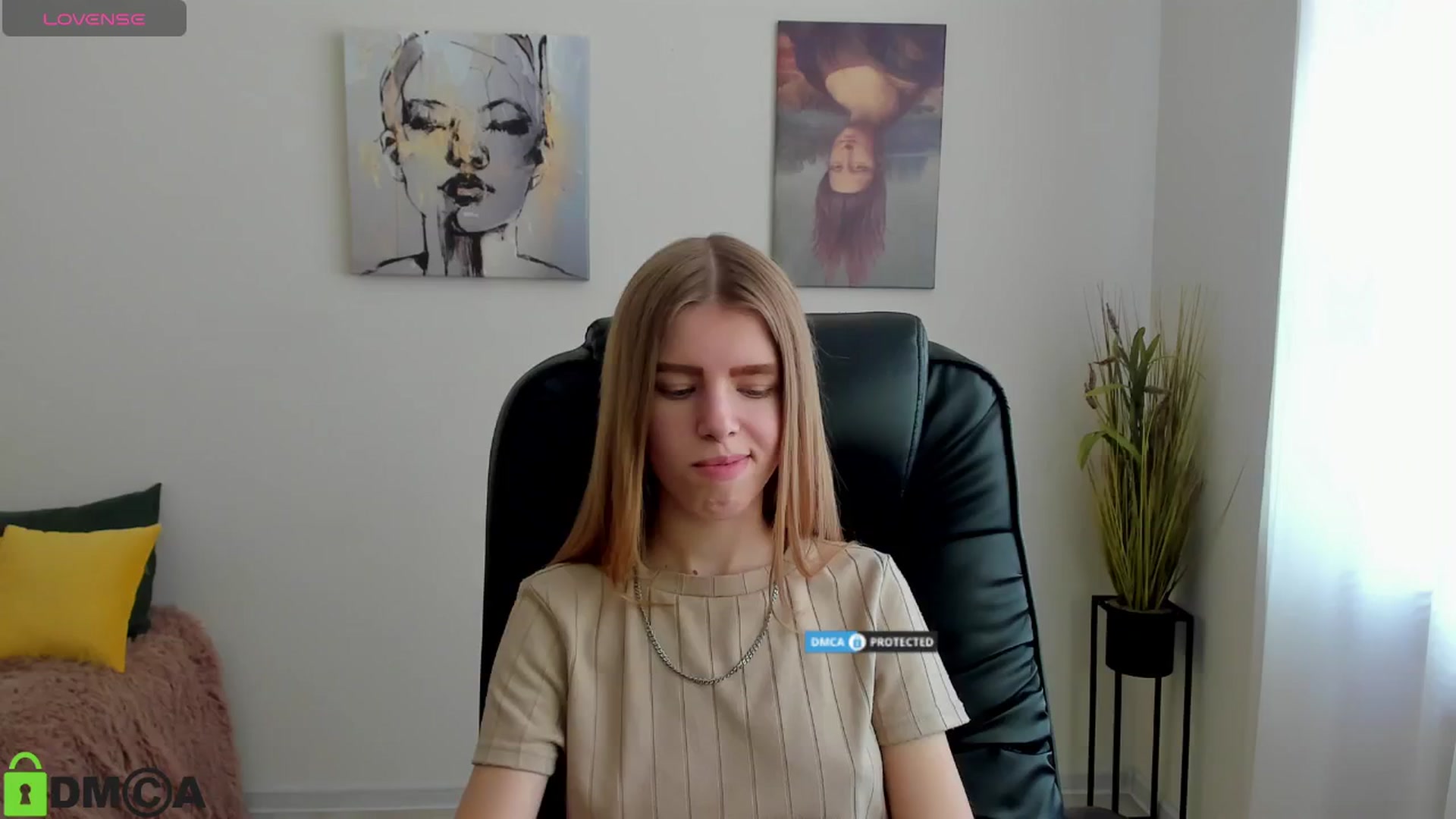 Gallery image thumbnail from Goldy_Emma's myfreecams stream on, 01/13/2025, 09:32 image 19 of 20