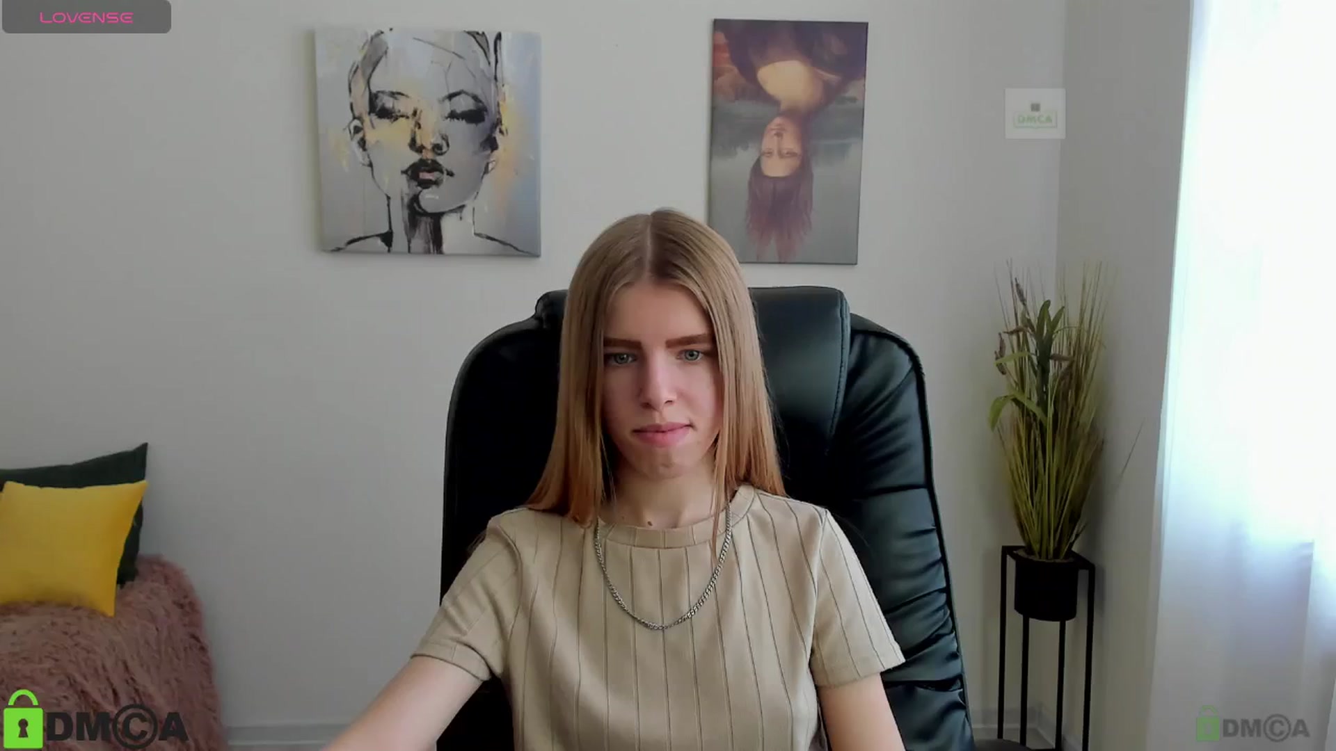 Gallery image thumbnail from Goldy_Emma's myfreecams stream on, 01/13/2025, 09:32 image 9 of 20