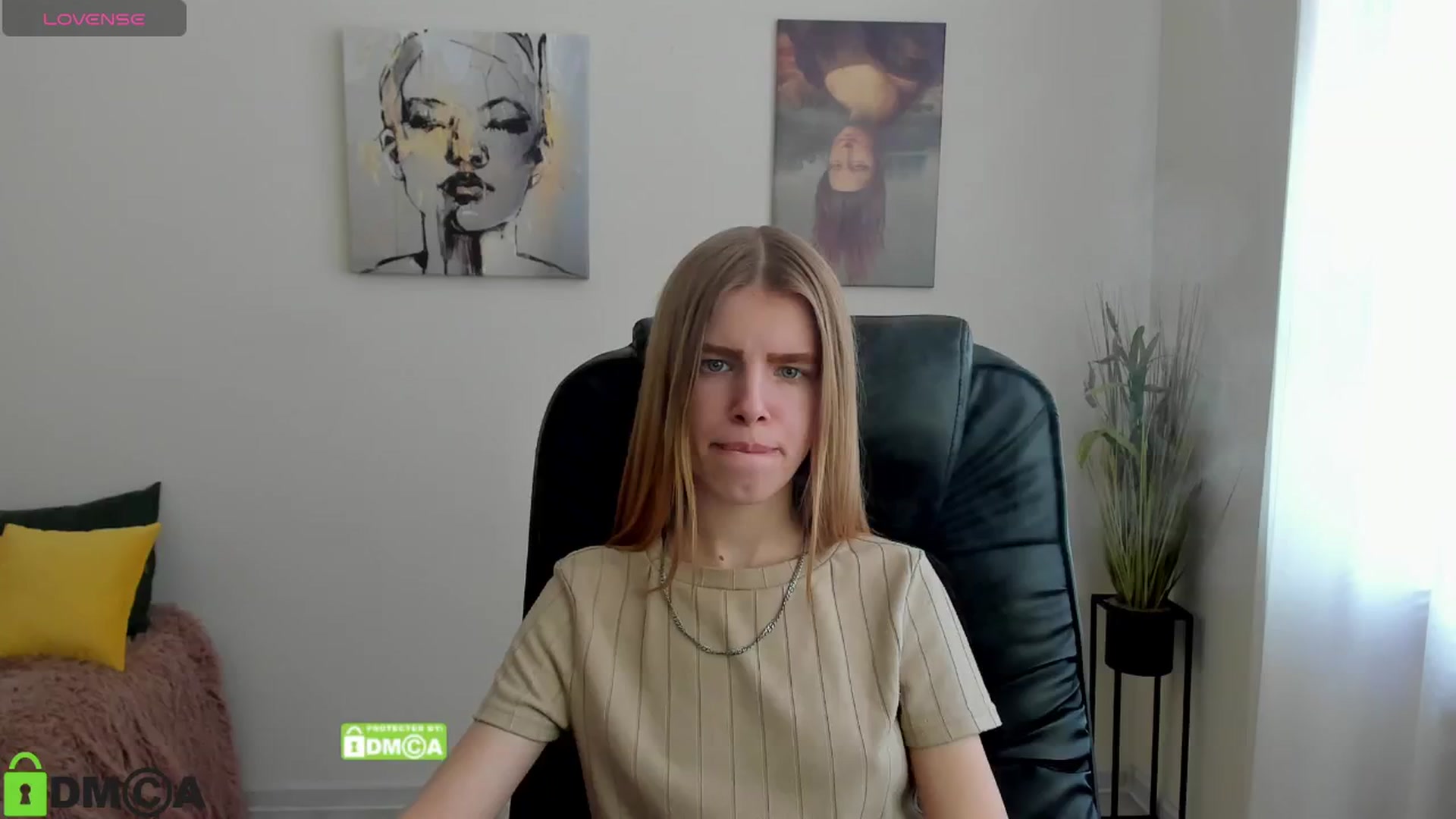 Gallery image thumbnail from Goldy_Emma's myfreecams stream on, 01/13/2025, 12:00 image 9 of 20