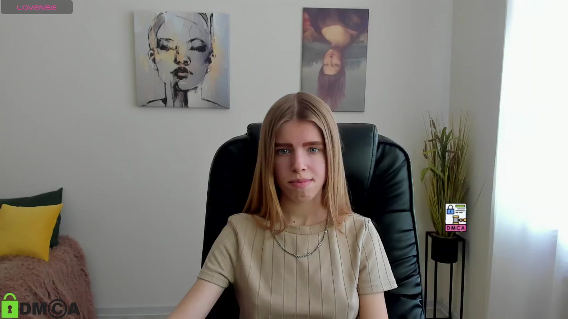 Gallery image thumbnail from Goldy_Emma's myfreecams stream on, 01/13/2025, 12:00 image 18 of 20