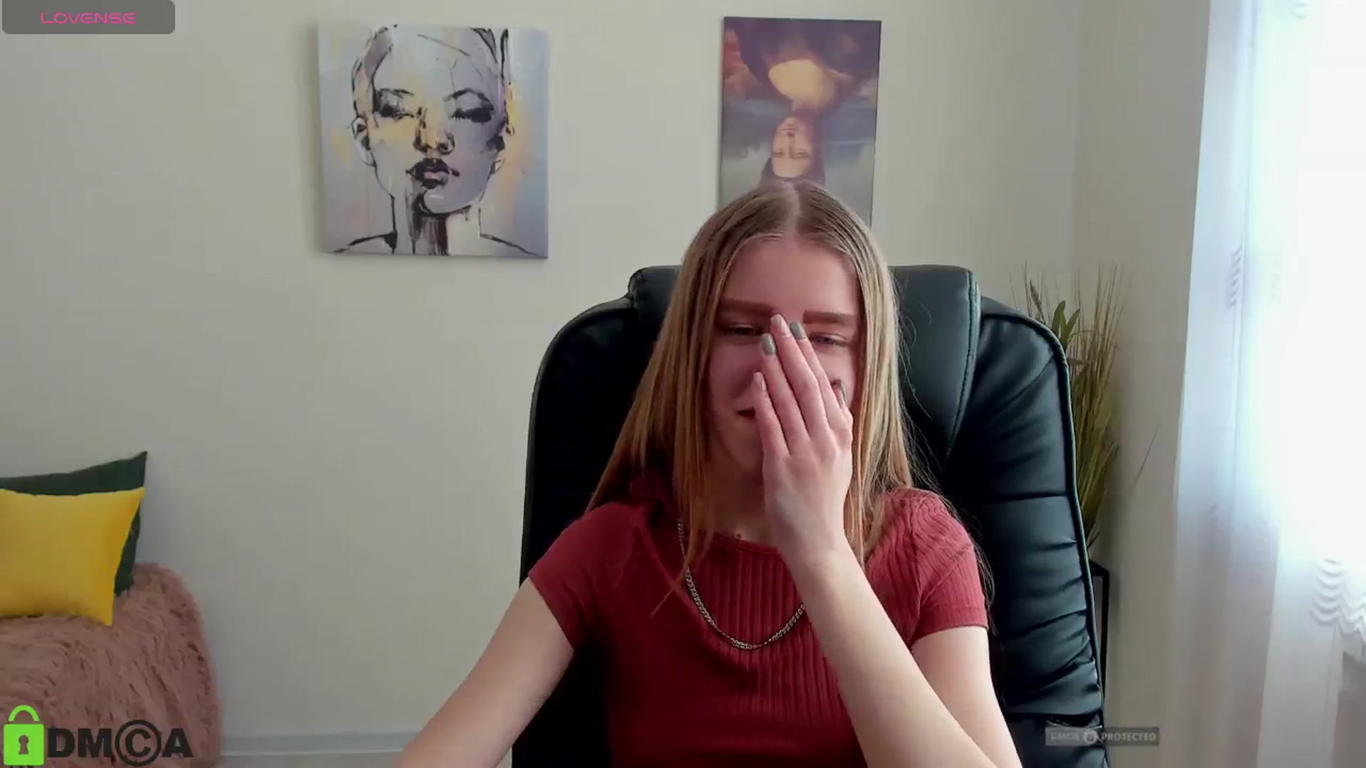 Gallery image thumbnail from Goldy_Emma's myfreecams stream on, 01/14/2025, 11:47 image 18 of 20
