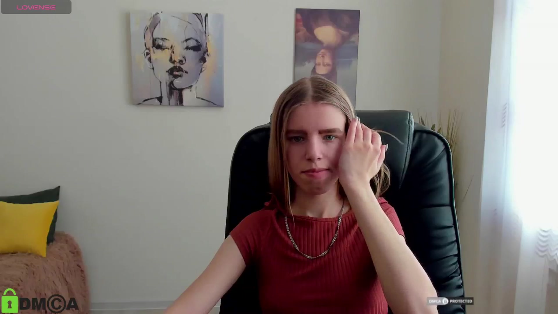 Gallery image thumbnail from Goldy_Emma's myfreecams stream on, 01/14/2025, 12:34 image 9 of 20