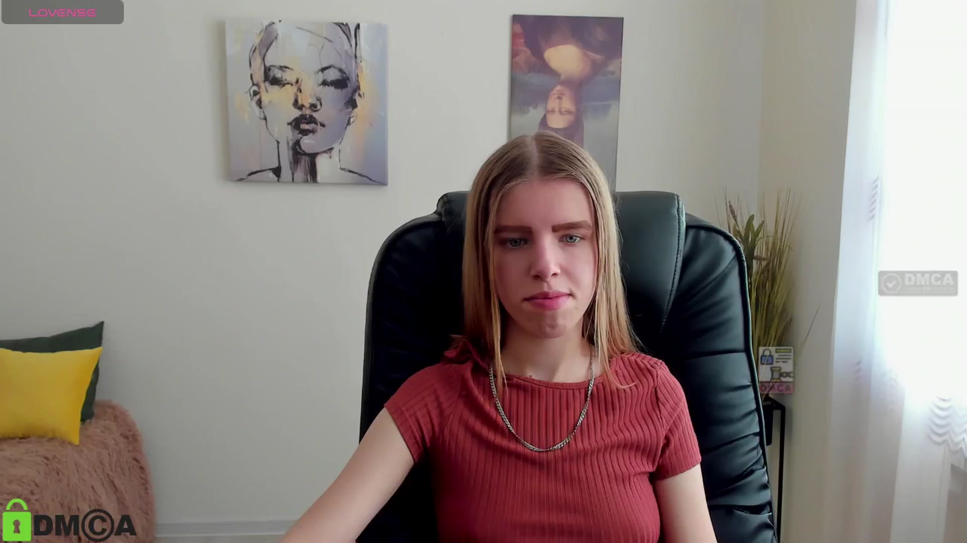 Gallery image thumbnail from Goldy_Emma's myfreecams stream on, 01/14/2025, 12:34 image 12 of 20
