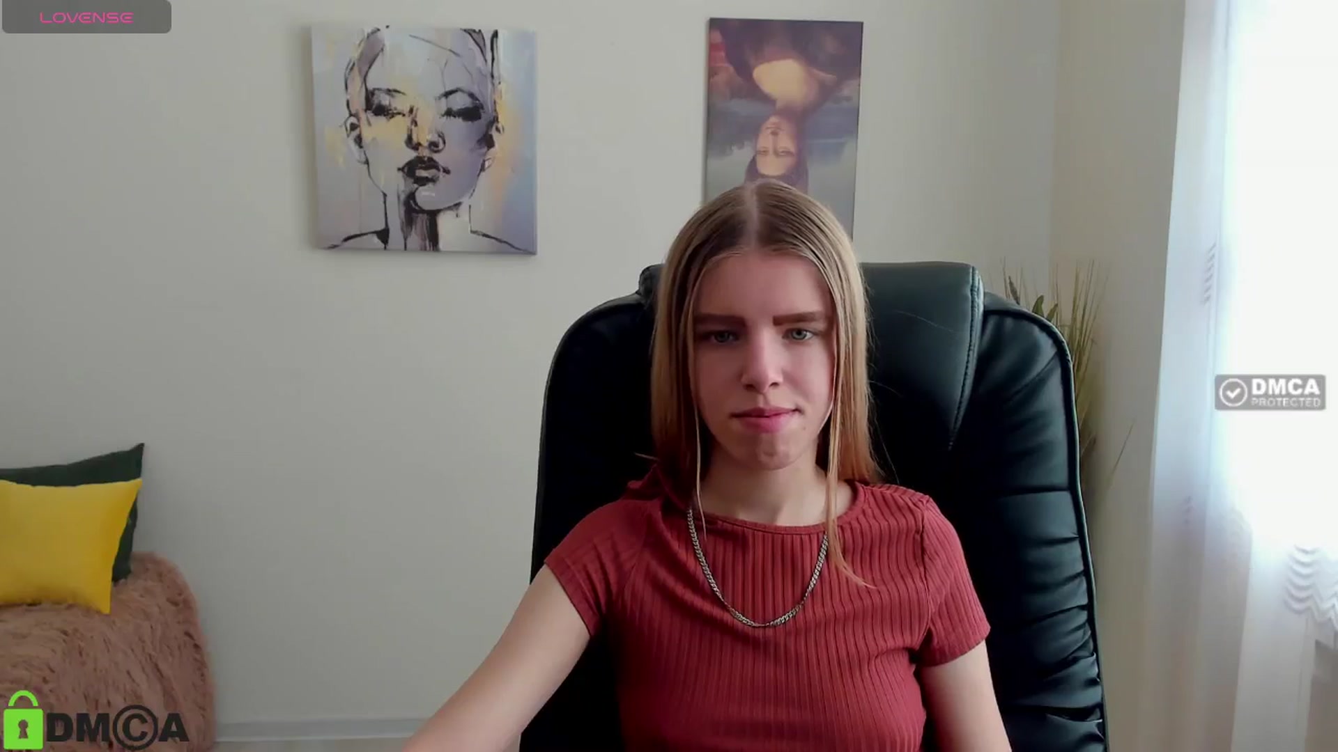 Gallery image thumbnail from Goldy_Emma's myfreecams stream on, 01/14/2025, 12:34 image 3 of 20