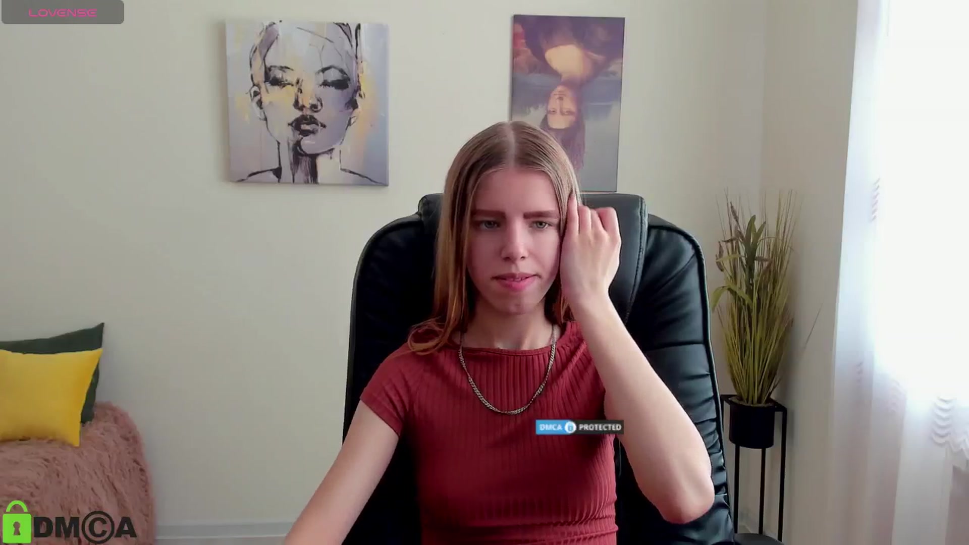 Gallery image thumbnail from Goldy_Emma's myfreecams stream on, 01/14/2025, 12:57 image 17 of 20