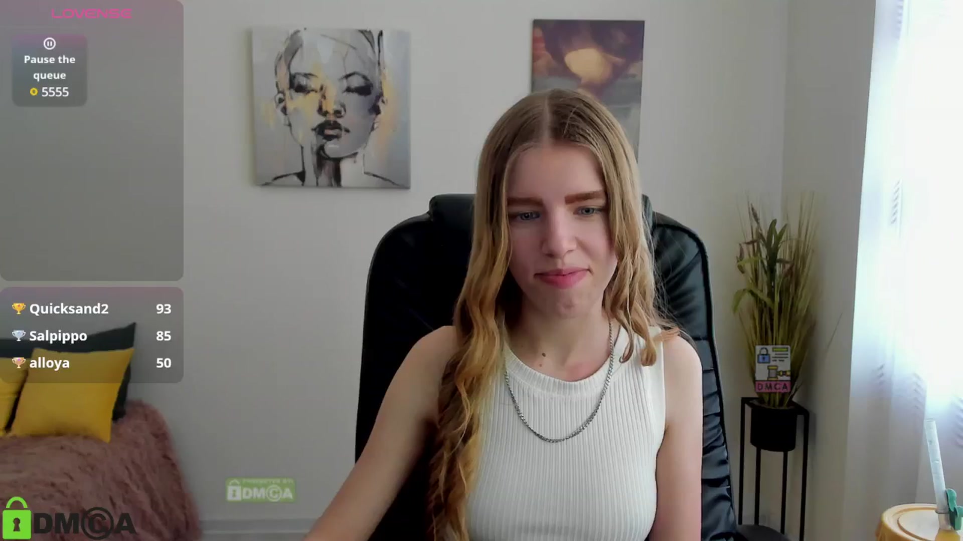 Gallery image thumbnail from Goldy_Emma's myfreecams stream on, 01/15/2025, 09:32 image 17 of 20