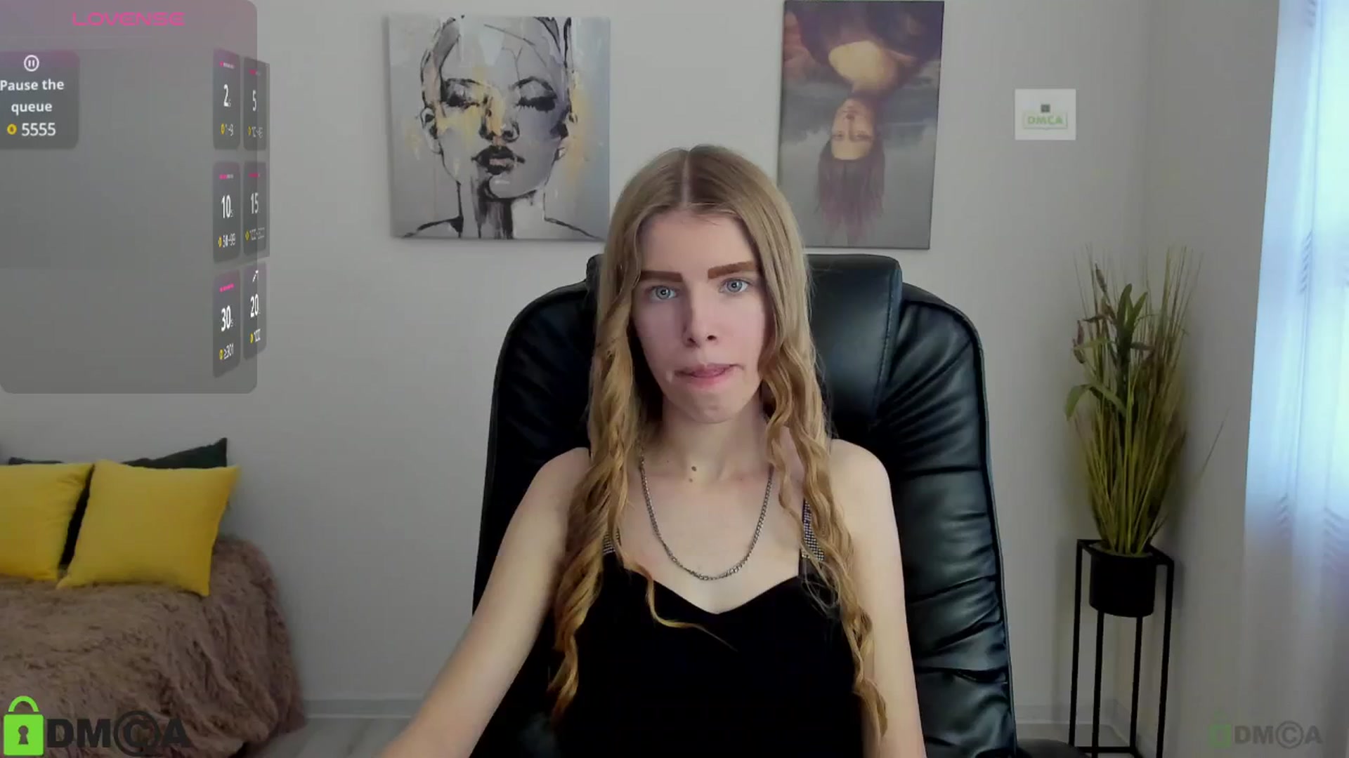 Gallery image thumbnail from Goldy_Emma's myfreecams stream on, 01/17/2025, 08:38 image 1 of 20