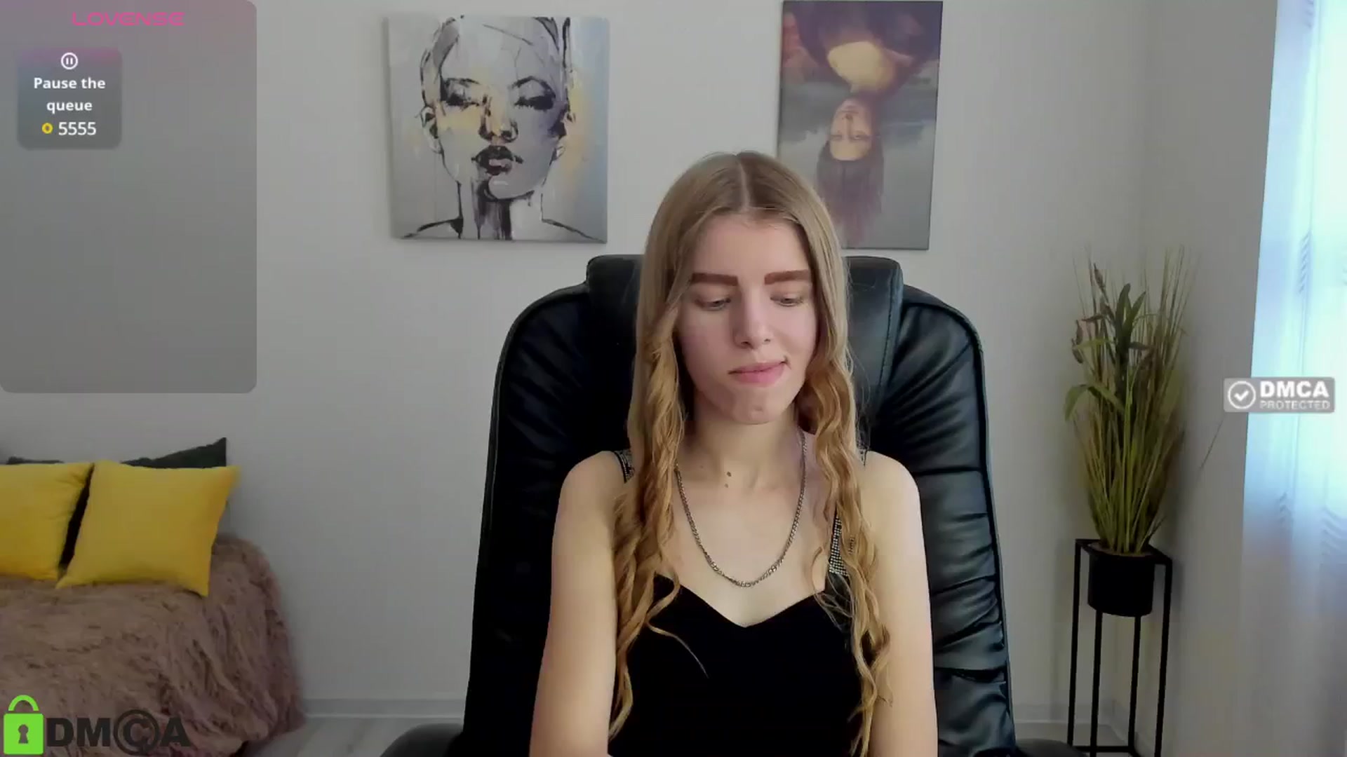 Gallery image thumbnail from Goldy_Emma's myfreecams stream on, 01/17/2025, 08:38 image 10 of 20