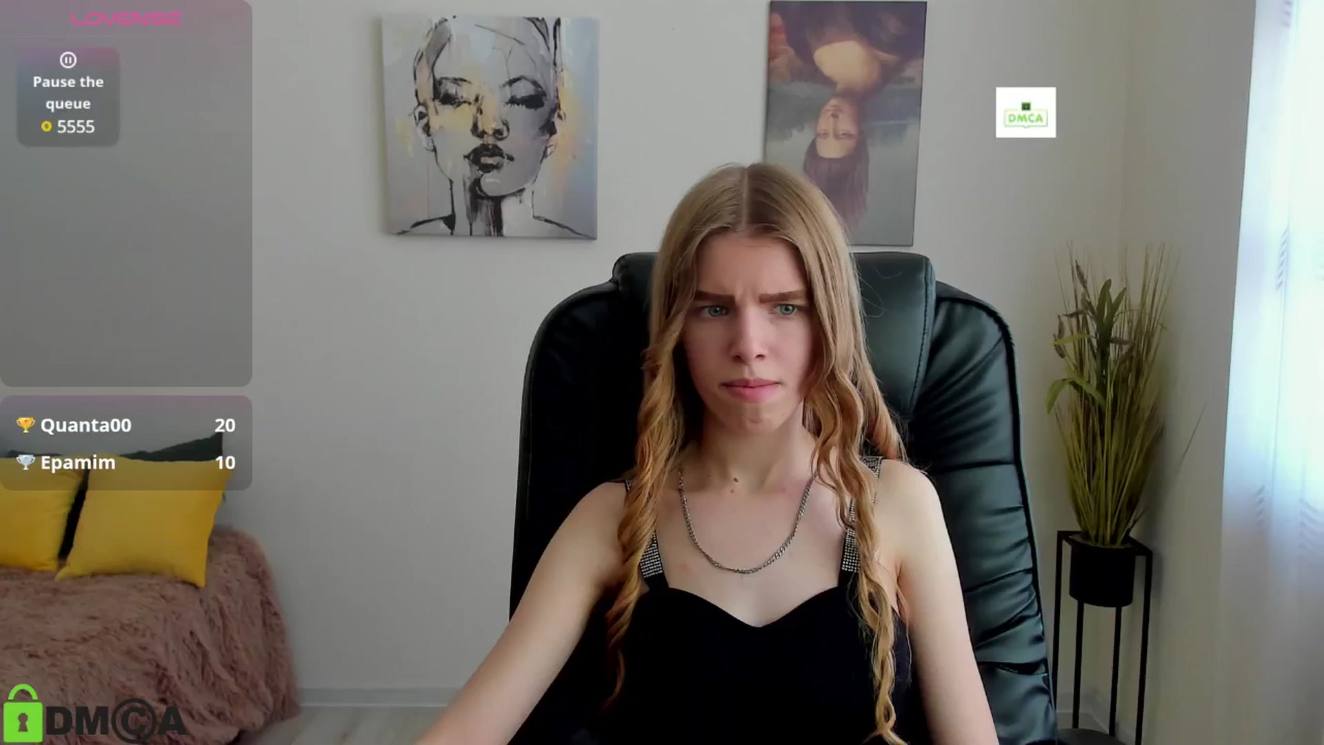 Gallery image thumbnail from Goldy_Emma's myfreecams stream on, 01/17/2025, 09:26 image 17 of 20