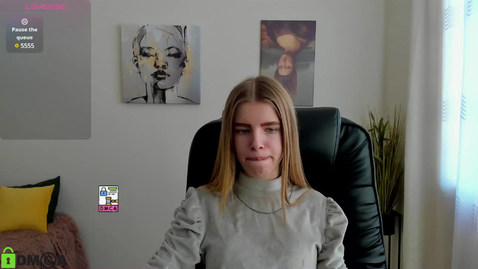 Gallery image thumbnail from Goldy_Emma's myfreecams stream on, 01/20/2025, 09:22 image 4 of 20