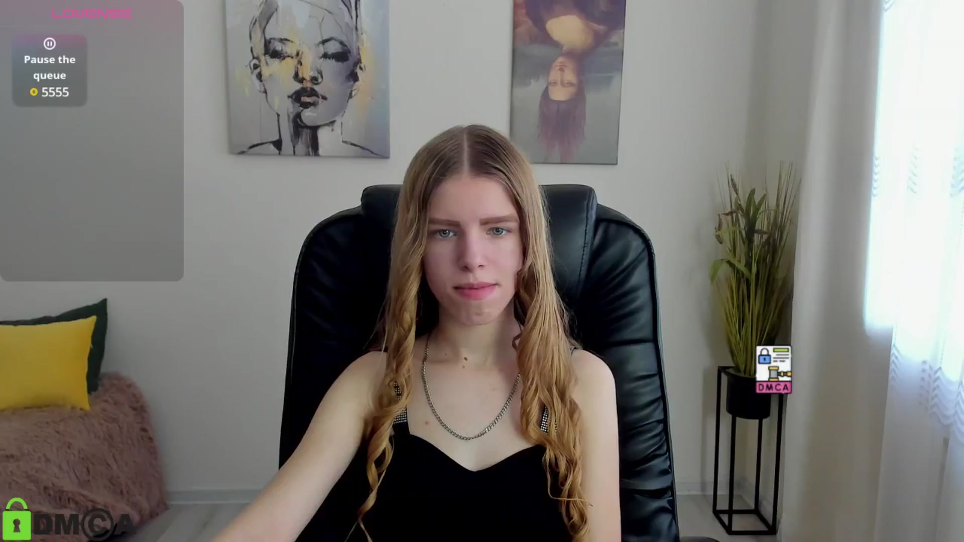 Gallery image thumbnail from Goldy_Emma's myfreecams stream on, 01/21/2025, 08:00 image 19 of 20