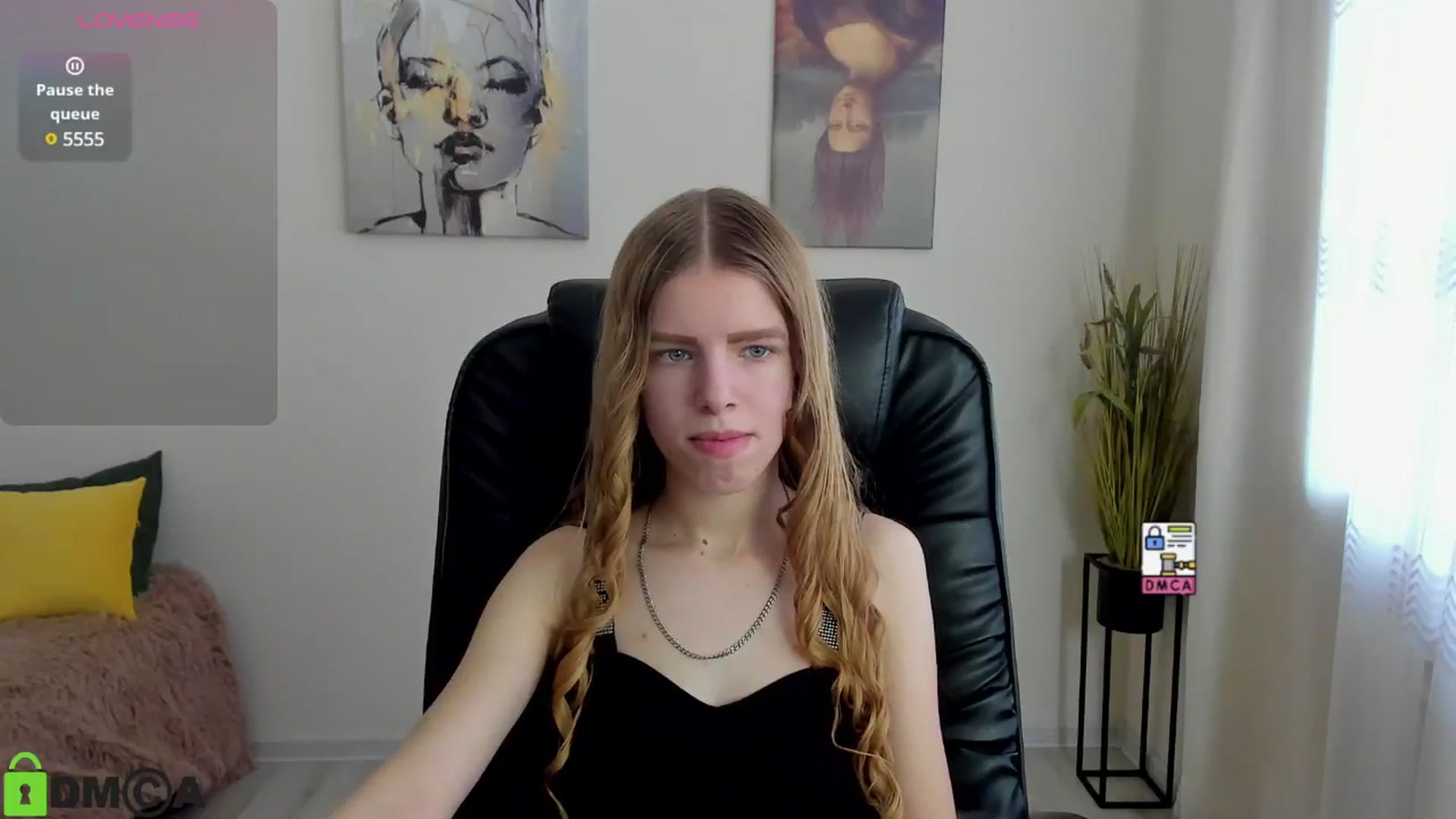 Gallery image thumbnail from Goldy_Emma's myfreecams stream on, 01/21/2025, 08:00 image 12 of 20
