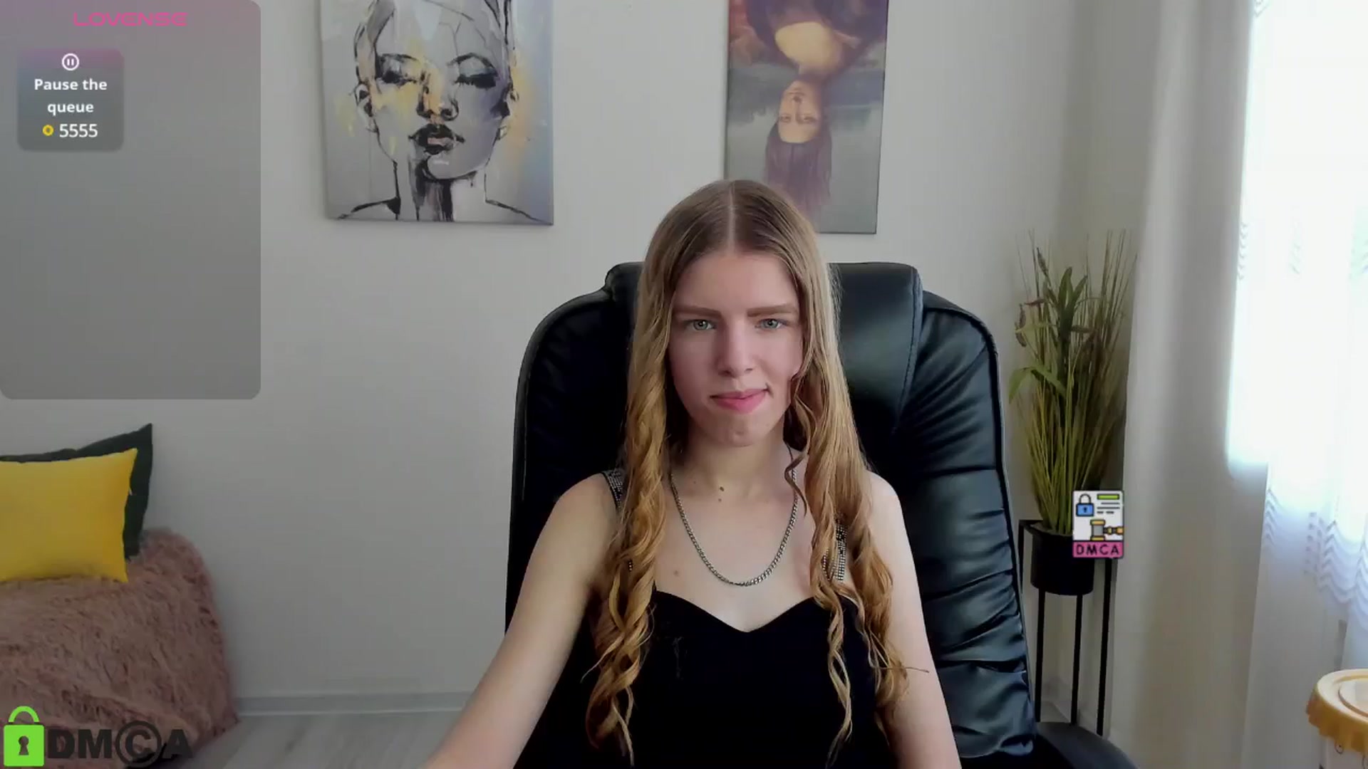 Gallery image thumbnail from Goldy_Emma's myfreecams stream on, 01/21/2025, 09:01 image 8 of 20