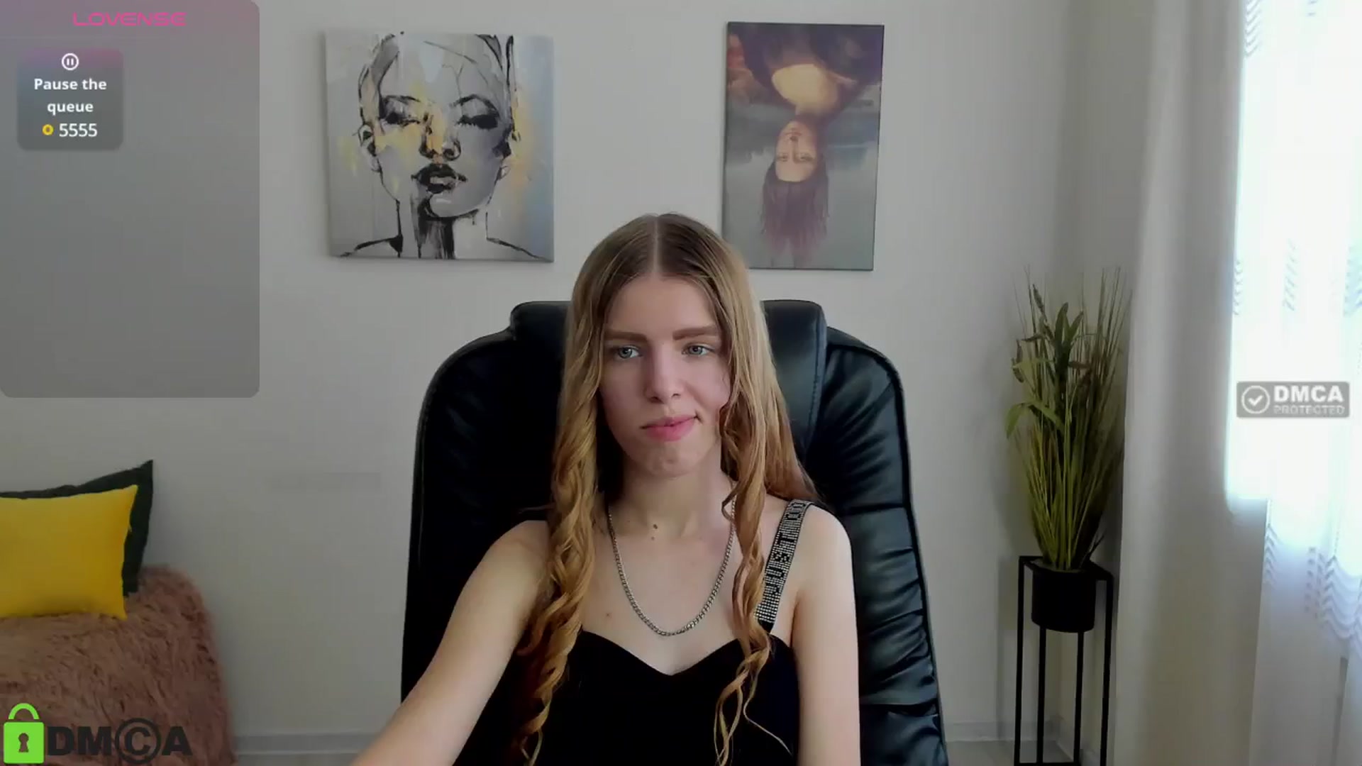 Gallery image thumbnail from Goldy_Emma's myfreecams stream on, 01/21/2025, 11:01 image 13 of 20