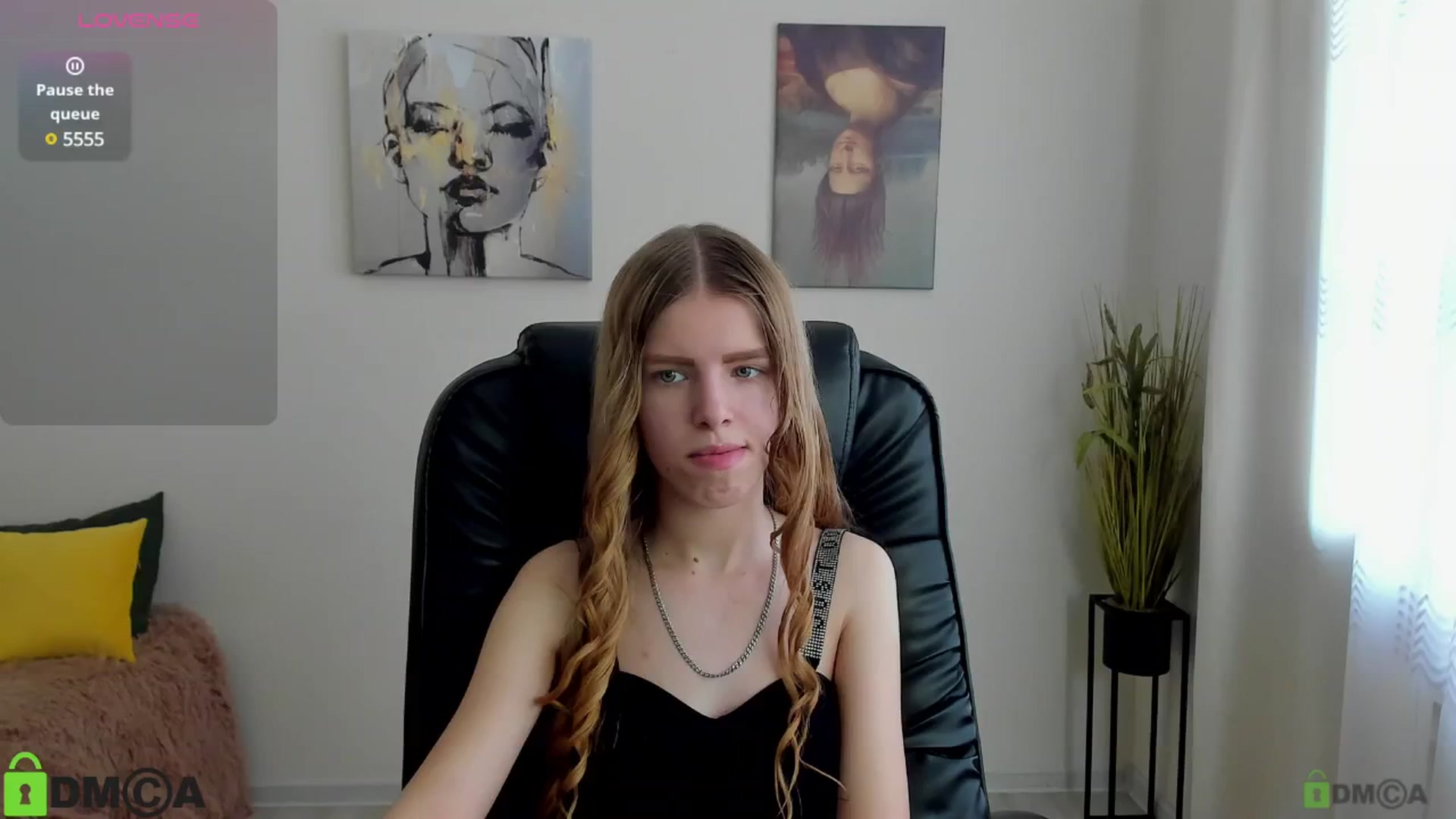 Gallery image thumbnail from Goldy_Emma's myfreecams stream on, 01/21/2025, 11:01 image 4 of 20