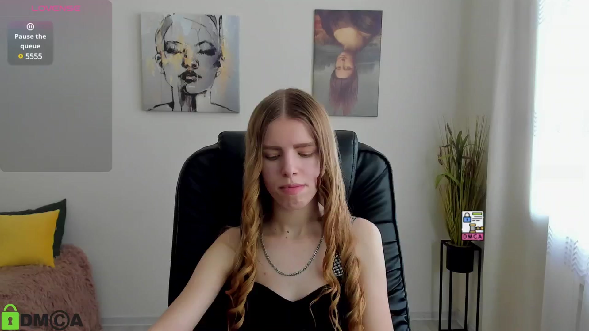 Gallery image thumbnail from Goldy_Emma's myfreecams stream on, 01/21/2025, 12:14 image 10 of 20