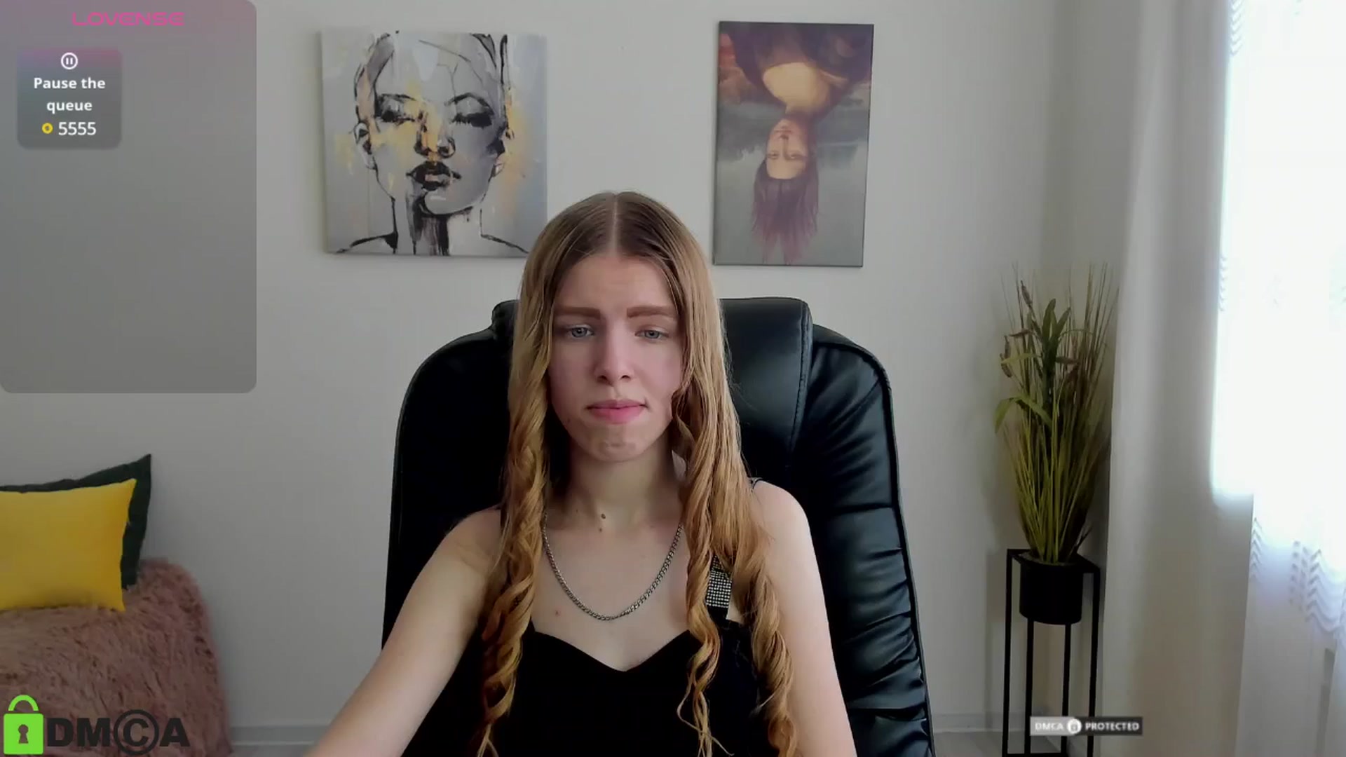 Gallery image thumbnail from Goldy_Emma's myfreecams stream on, 01/21/2025, 12:14 image 3 of 20