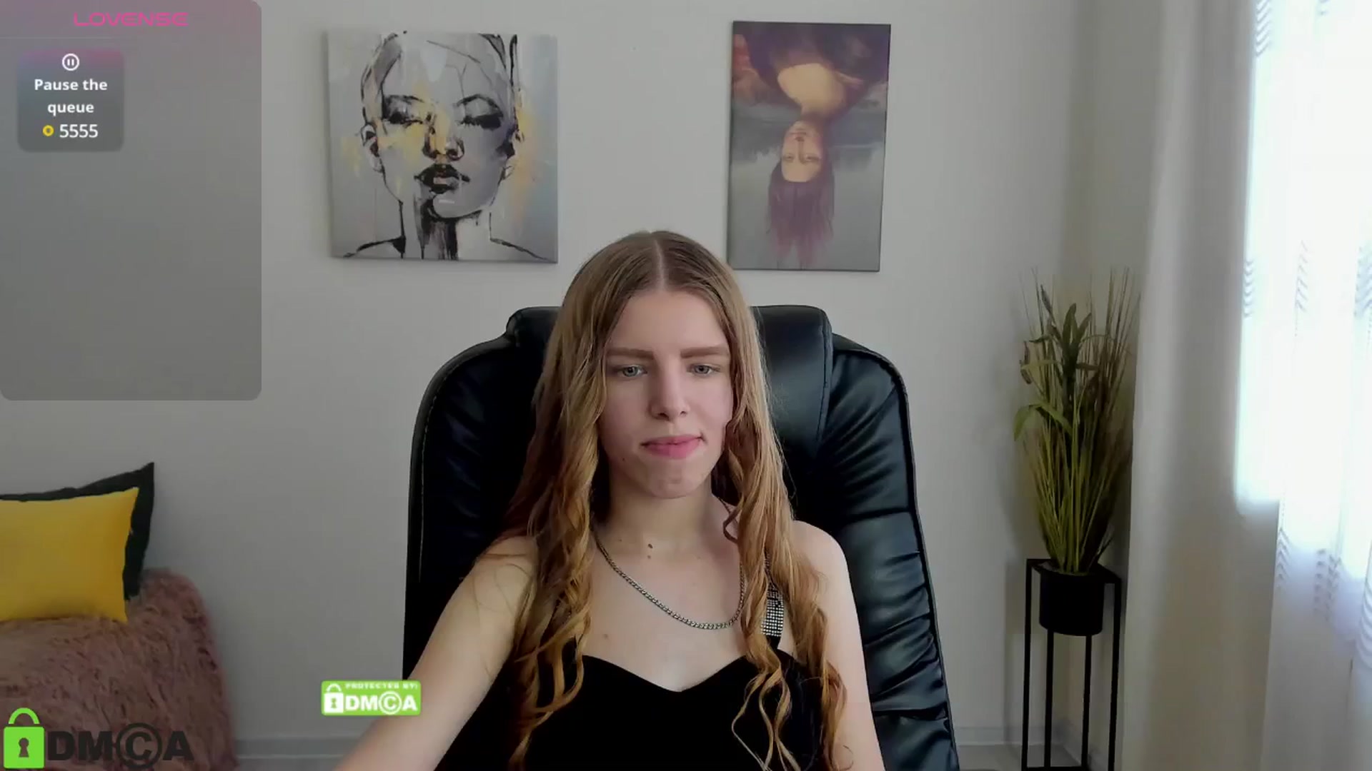Gallery image thumbnail from Goldy_Emma's myfreecams stream on, 01/21/2025, 13:09 image 15 of 20