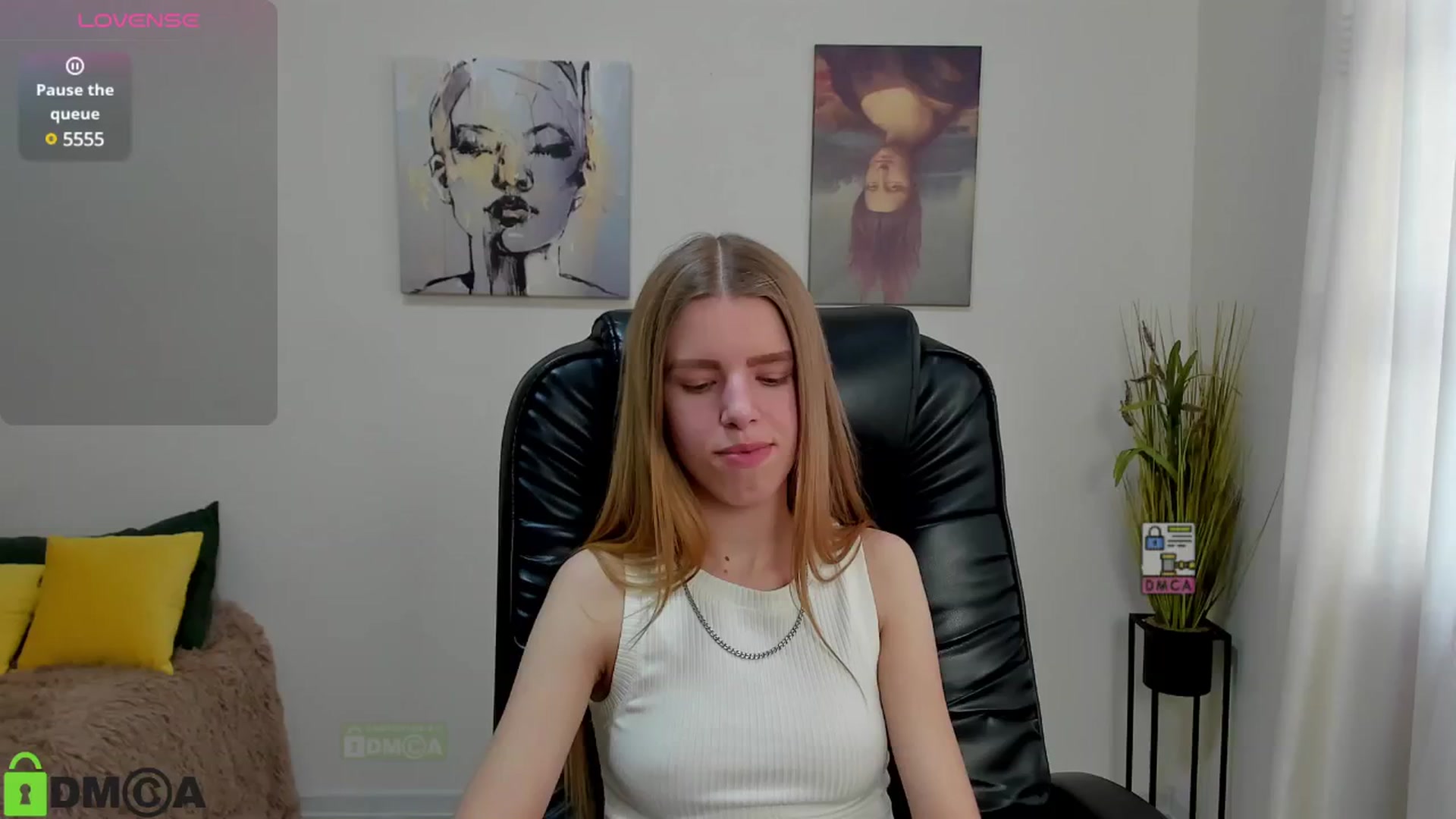 Gallery image thumbnail from Goldy_Emma's myfreecams stream on, 01/28/2025, 11:56 image 16 of 20