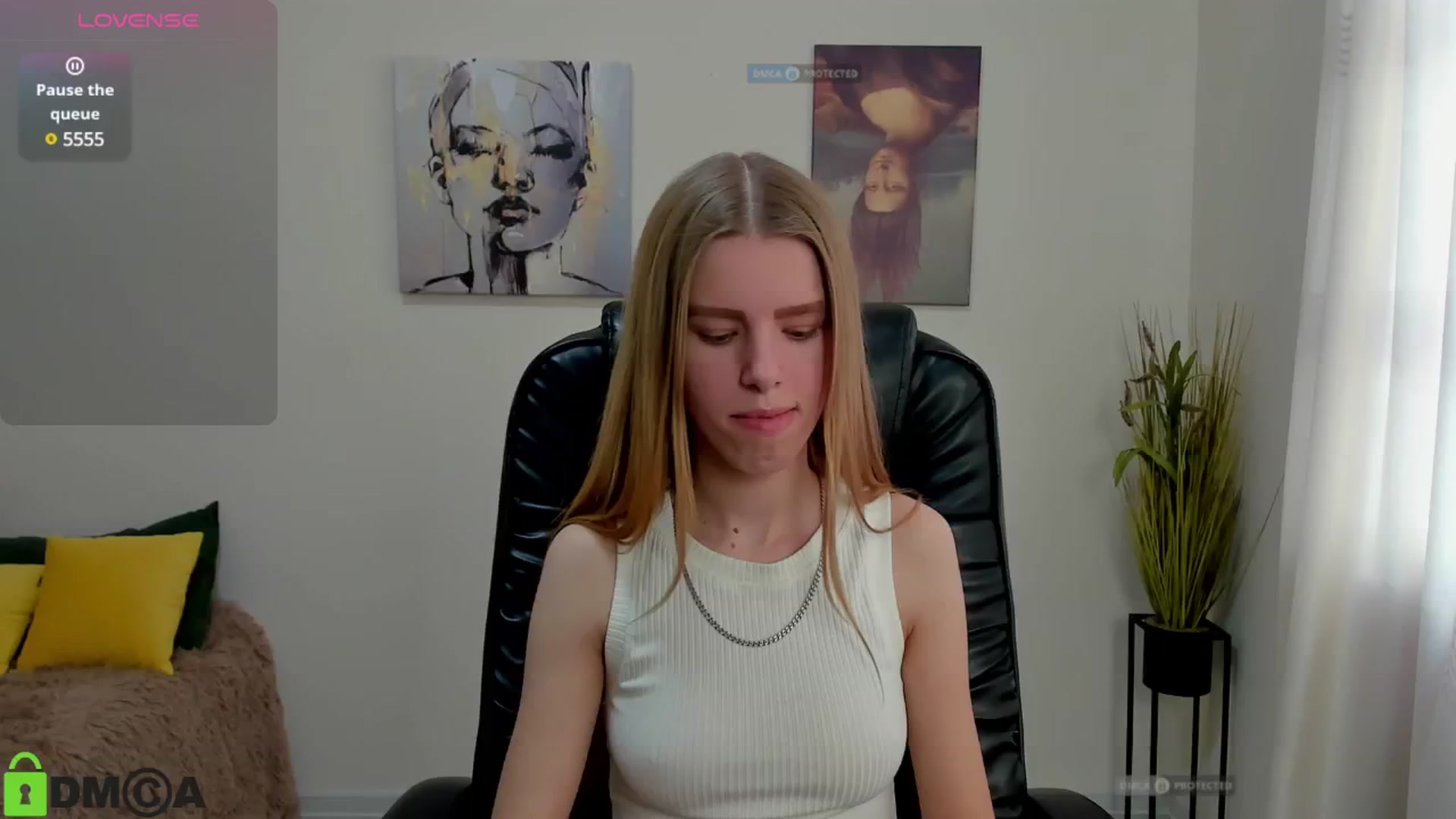 Gallery image thumbnail from Goldy_Emma's myfreecams stream on, 01/28/2025, 12:31 image 2 of 20