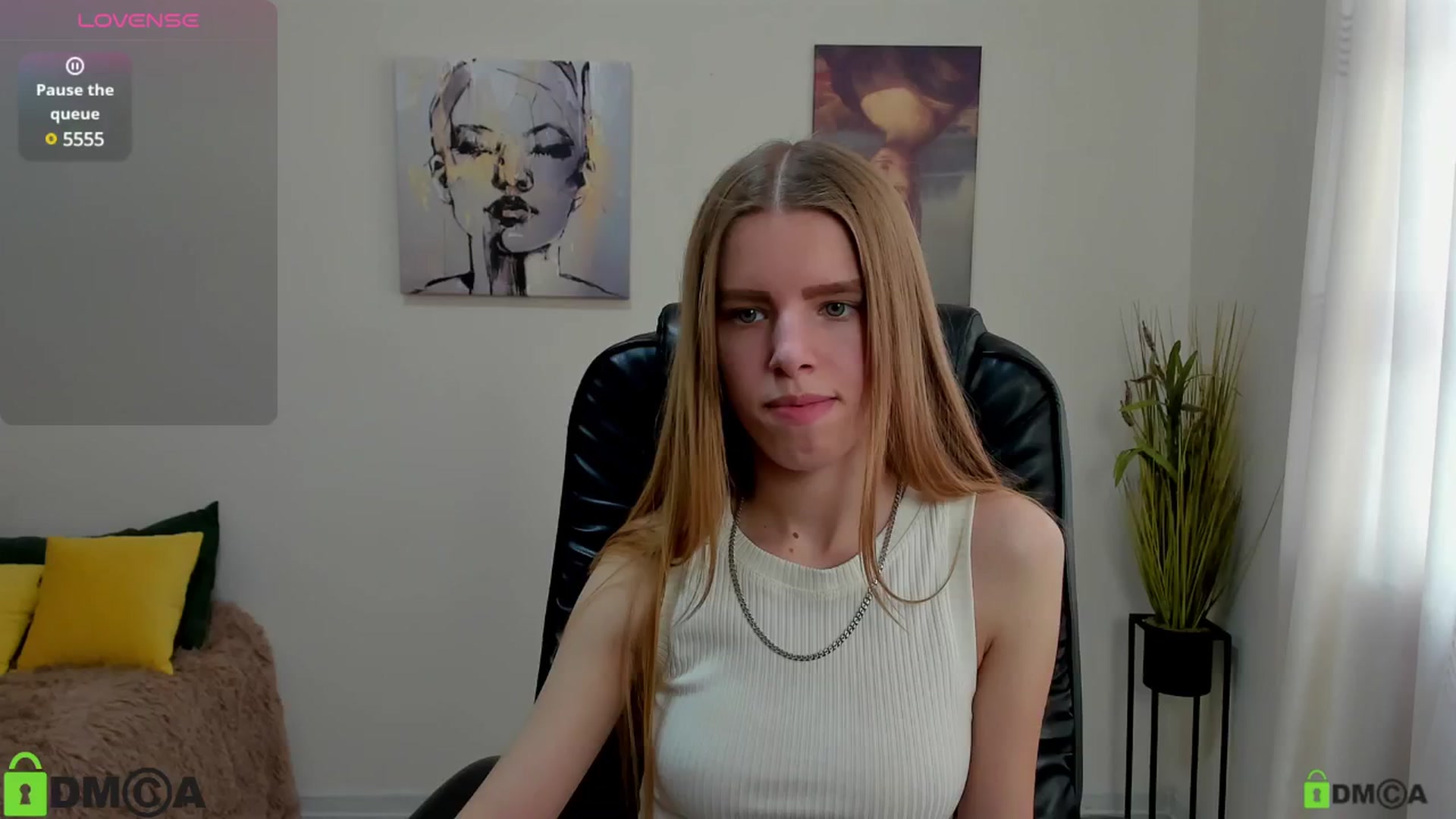 Gallery image thumbnail from Goldy_Emma's myfreecams stream on, 01/28/2025, 12:31 image 13 of 20