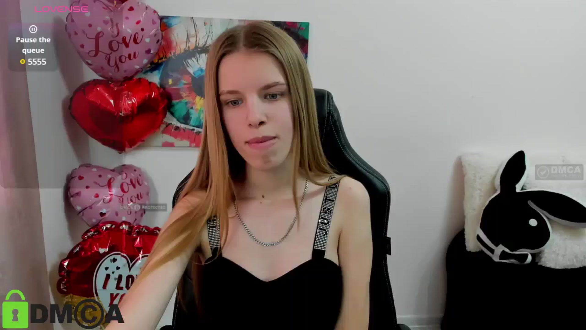 Gallery image thumbnail from Goldy_Emma's myfreecams stream on, 02/17/2025, 11:18 image 17 of 20