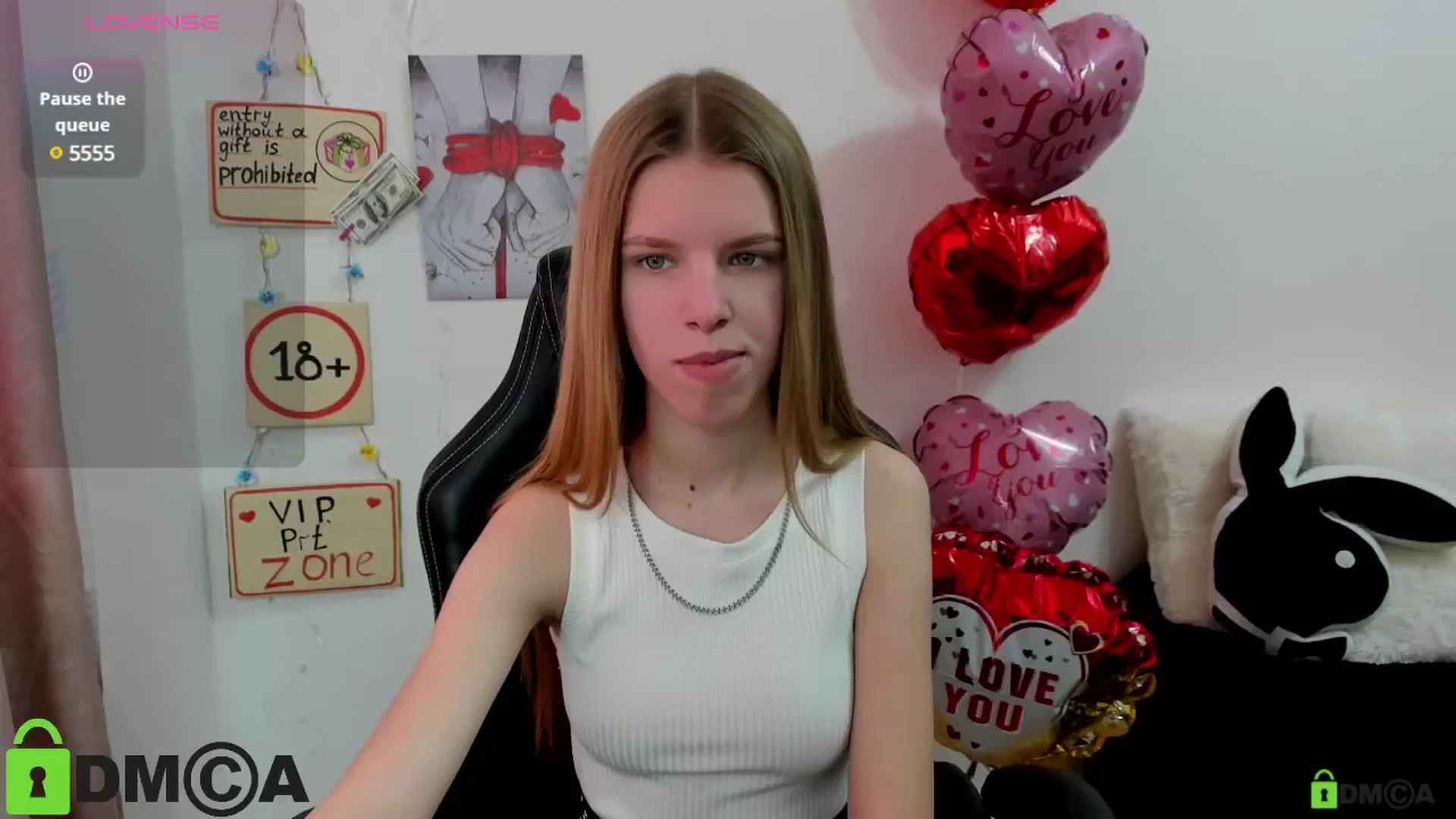 Gallery image thumbnail from Goldy_Emma's myfreecams stream on, 02/19/2025, 09:29 image 8 of 20