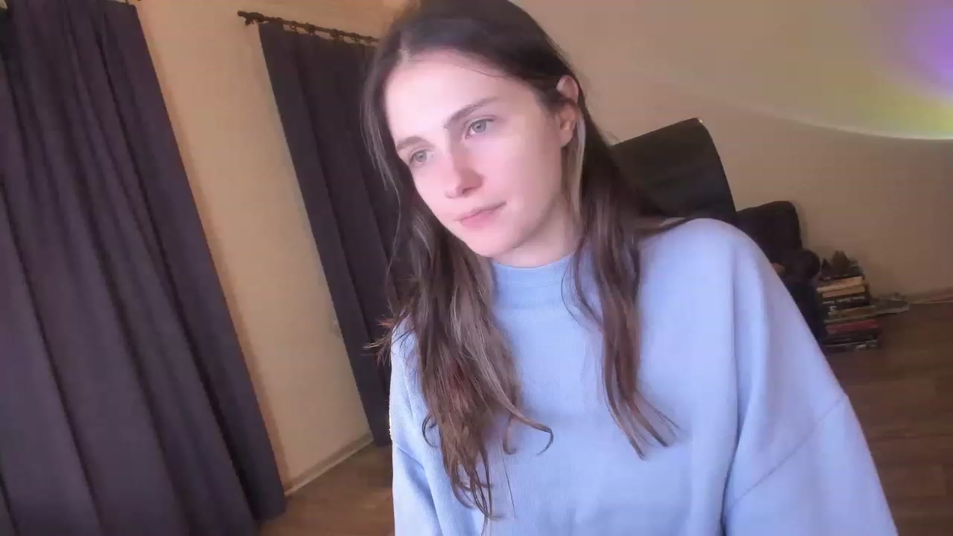 Gallery image thumbnail from Golightly_9's myfreecams stream on, 11/27/2022, 22:01 image 18 of 20
