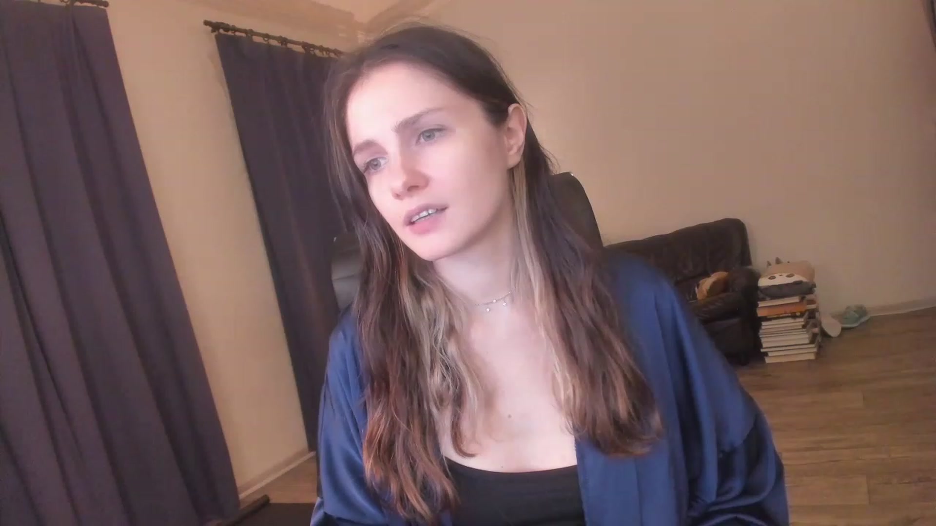 Gallery image thumbnail from Golightly_9's myfreecams stream on, 12/27/2022, 21:58 image 3 of 20