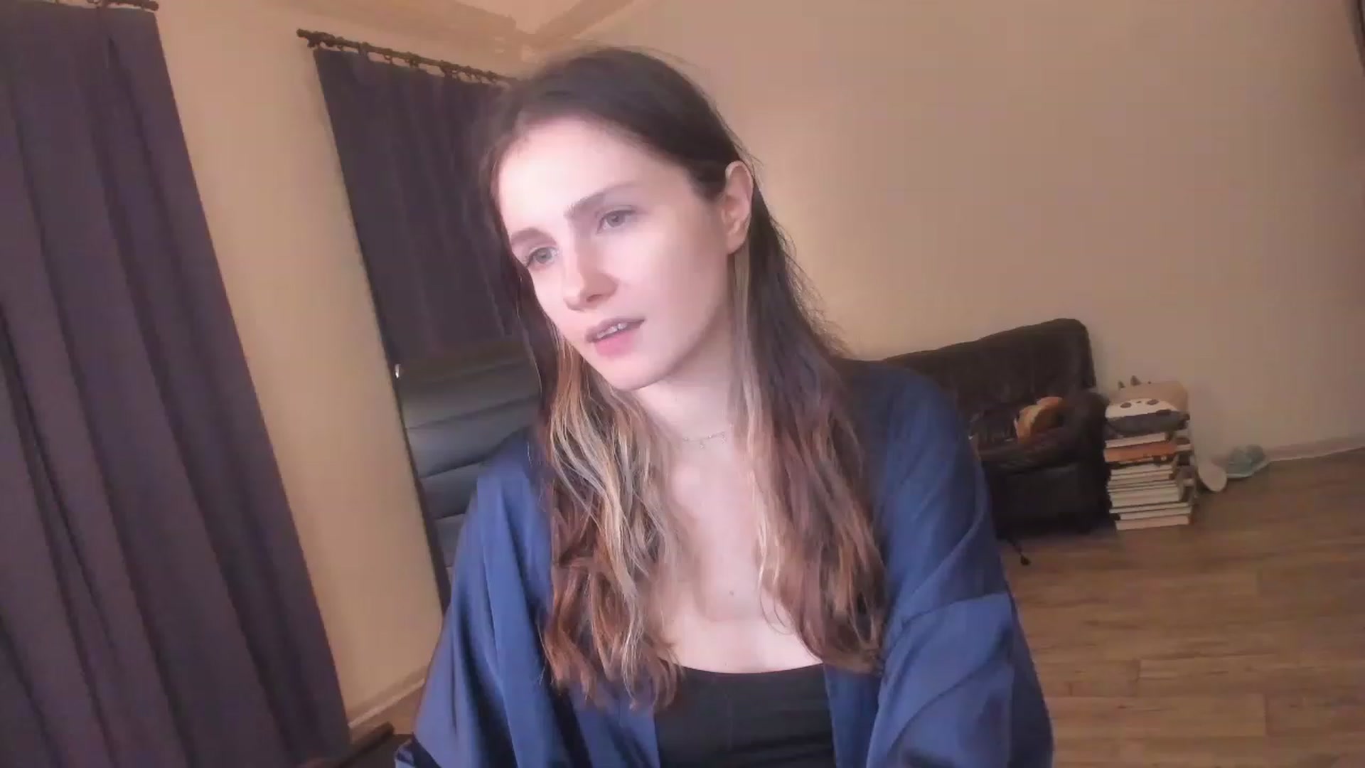 Gallery image thumbnail from Golightly_9's myfreecams stream on, 12/27/2022, 21:58 image 7 of 20
