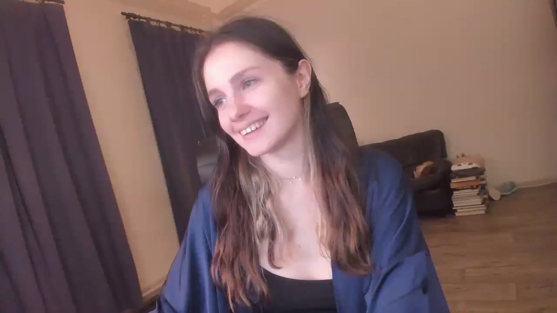 Gallery image thumbnail from Golightly_9's myfreecams stream on, 12/27/2022, 21:58 image 4 of 20