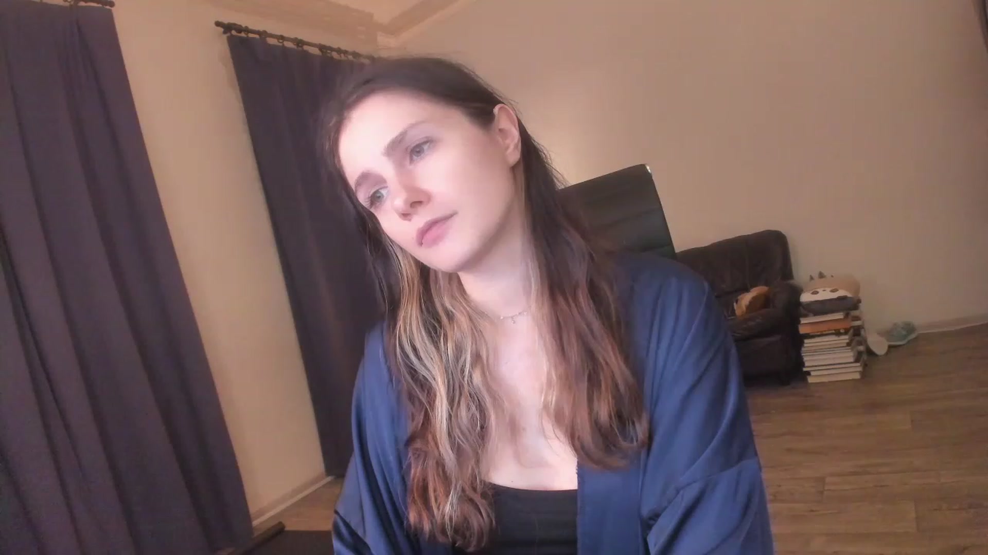 Gallery image thumbnail from Golightly_9's myfreecams stream on, 12/27/2022, 21:58 image 10 of 20
